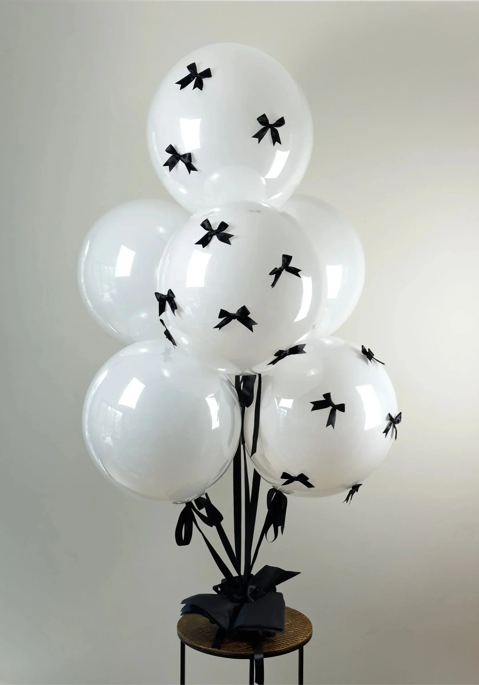 Black+Bows+bouquet.jpg