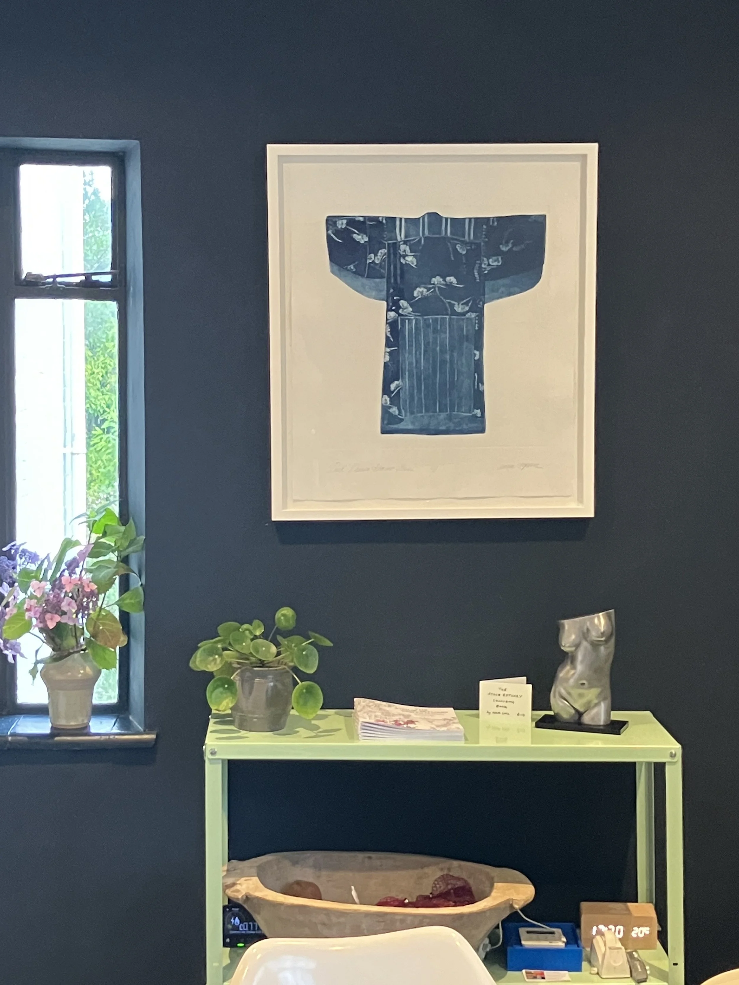 DENIM FLORAL KIMONO IN SITU