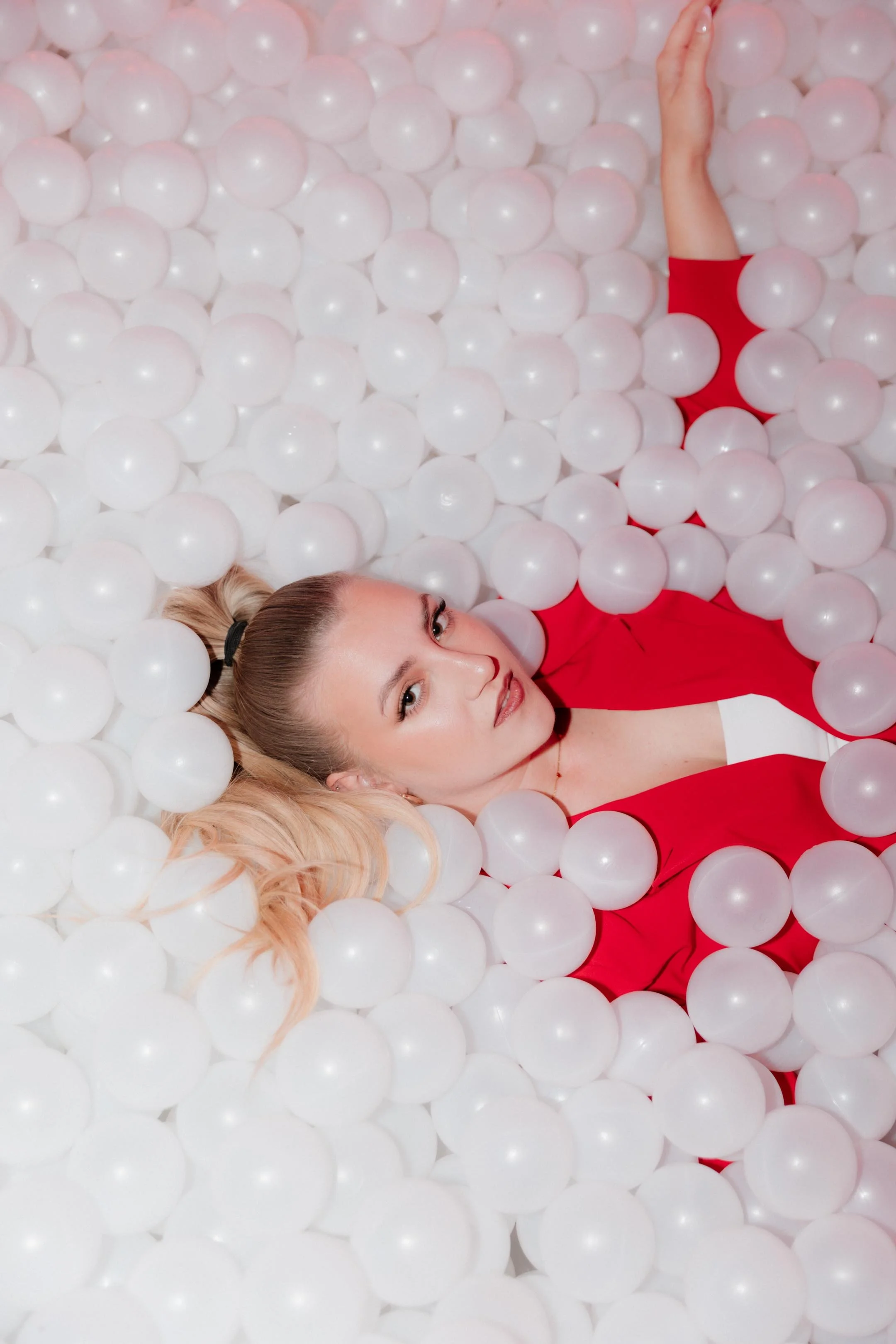 On-site event photography and live editing for HUDA Beauty brand event