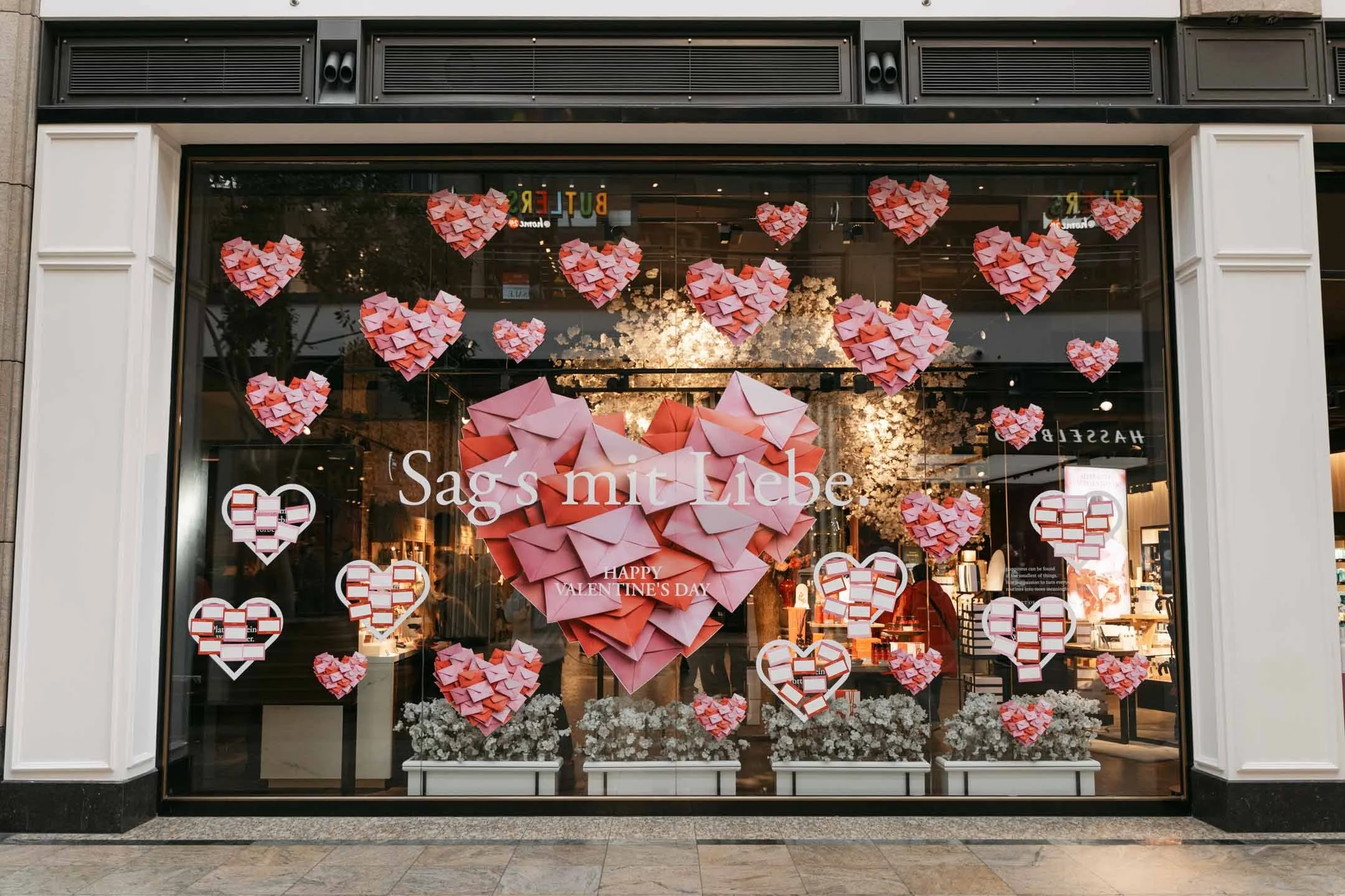 Rituals in-store Valentine's campaign captured through photography and video in Oberhausen