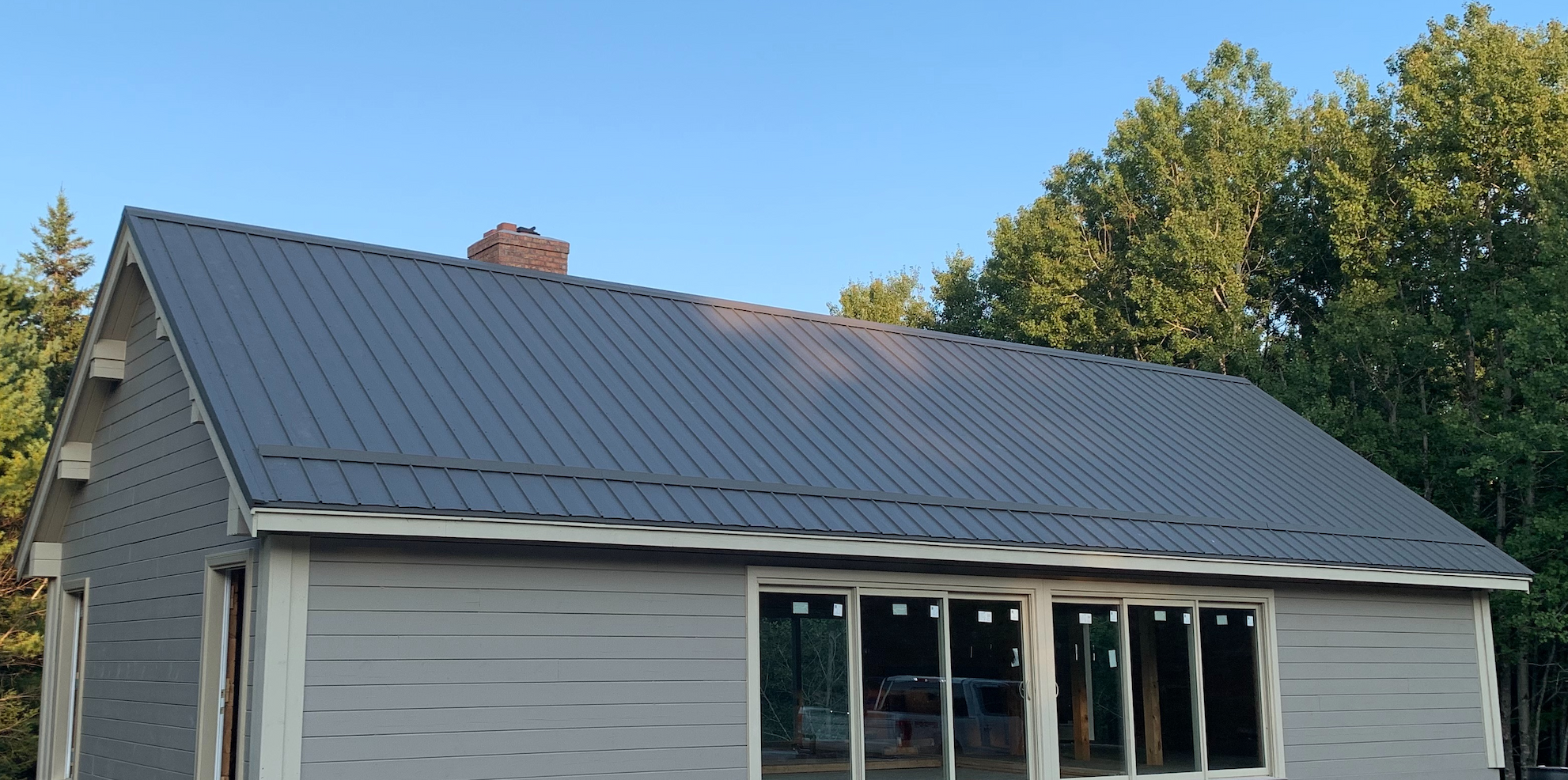 GABLE END ROOF - METAL (24’X24’)
