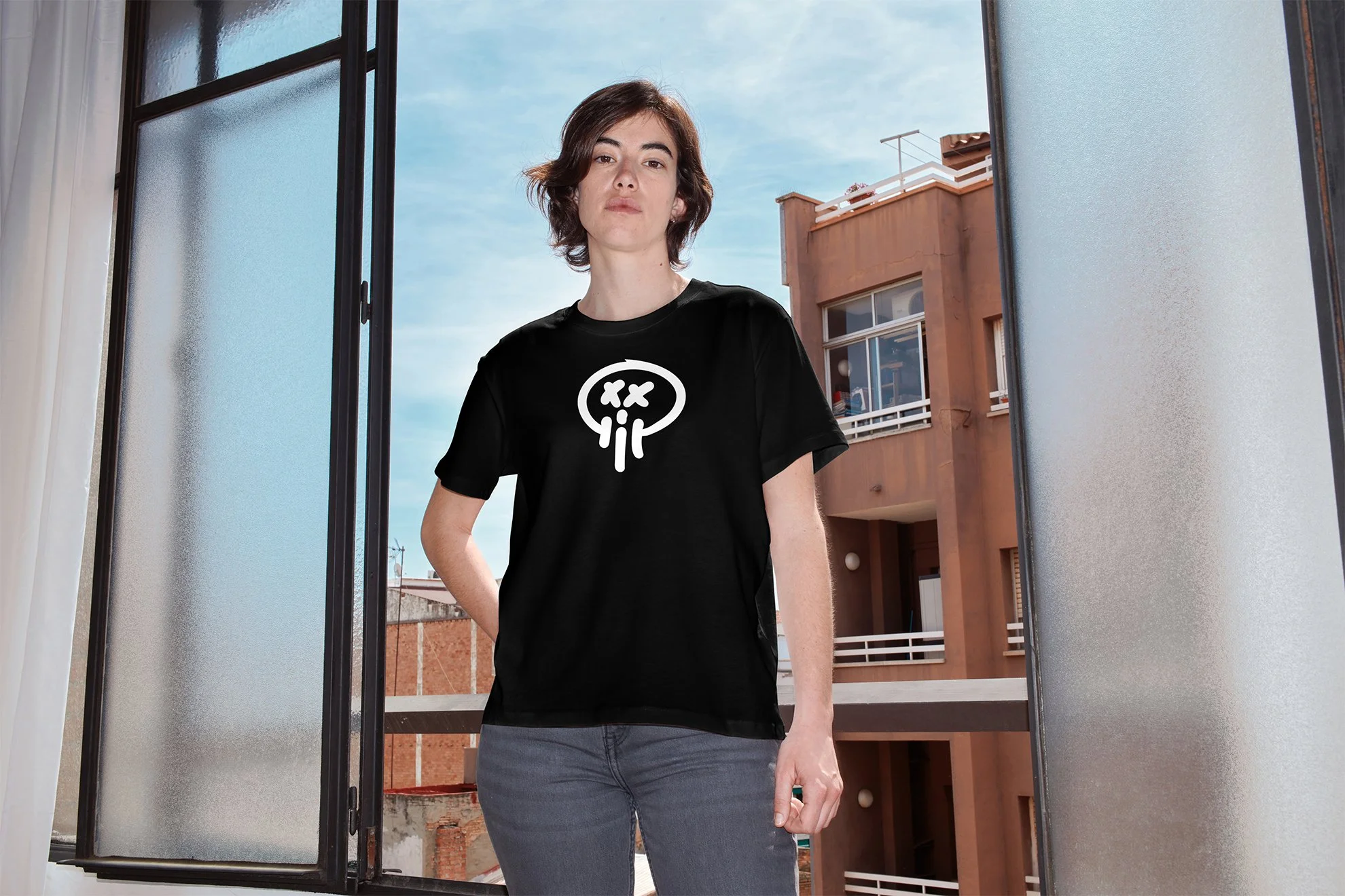 City girl wearing Skull Society.