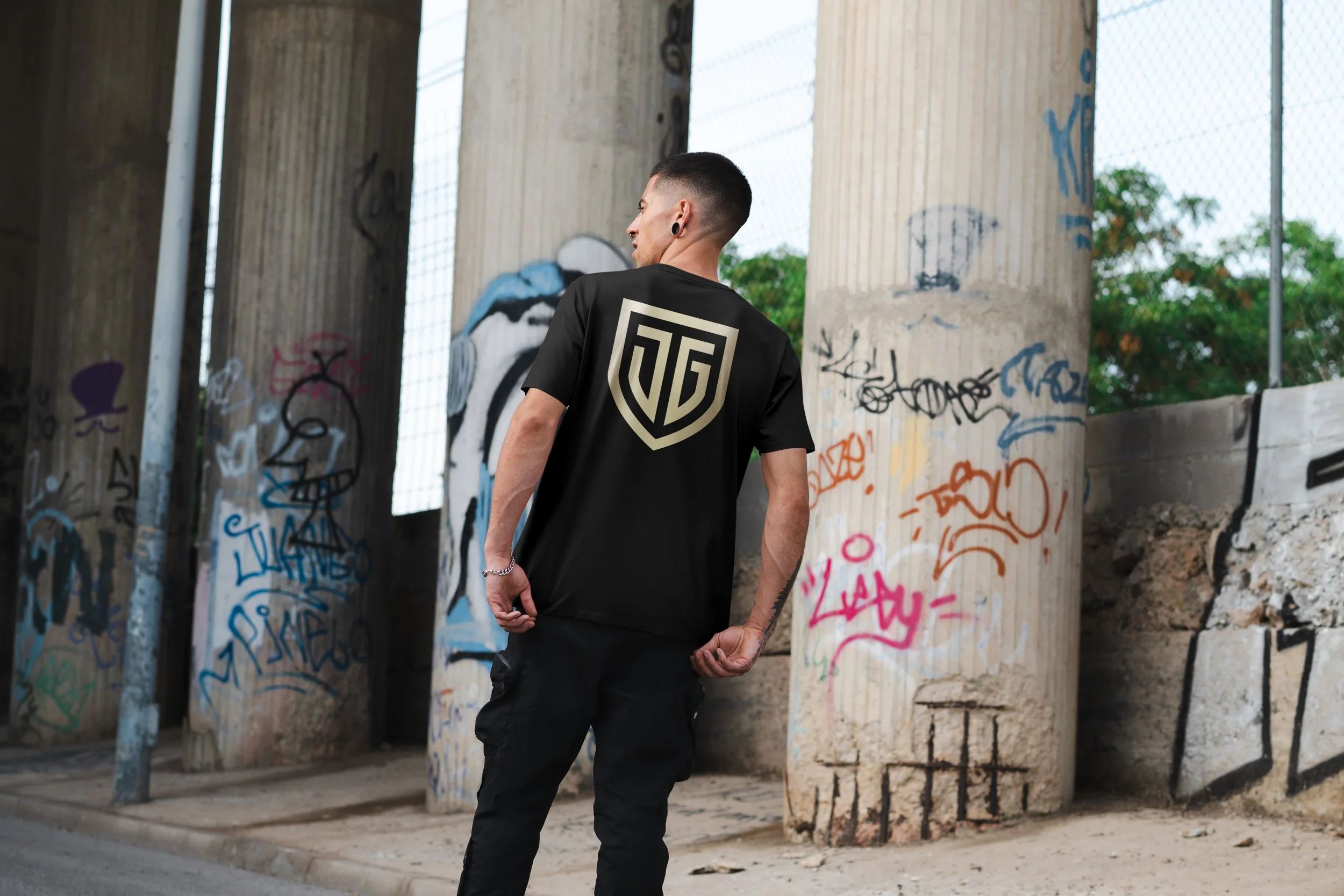 A guy wearing J Gard LLC work t-shirt in New Jersey.