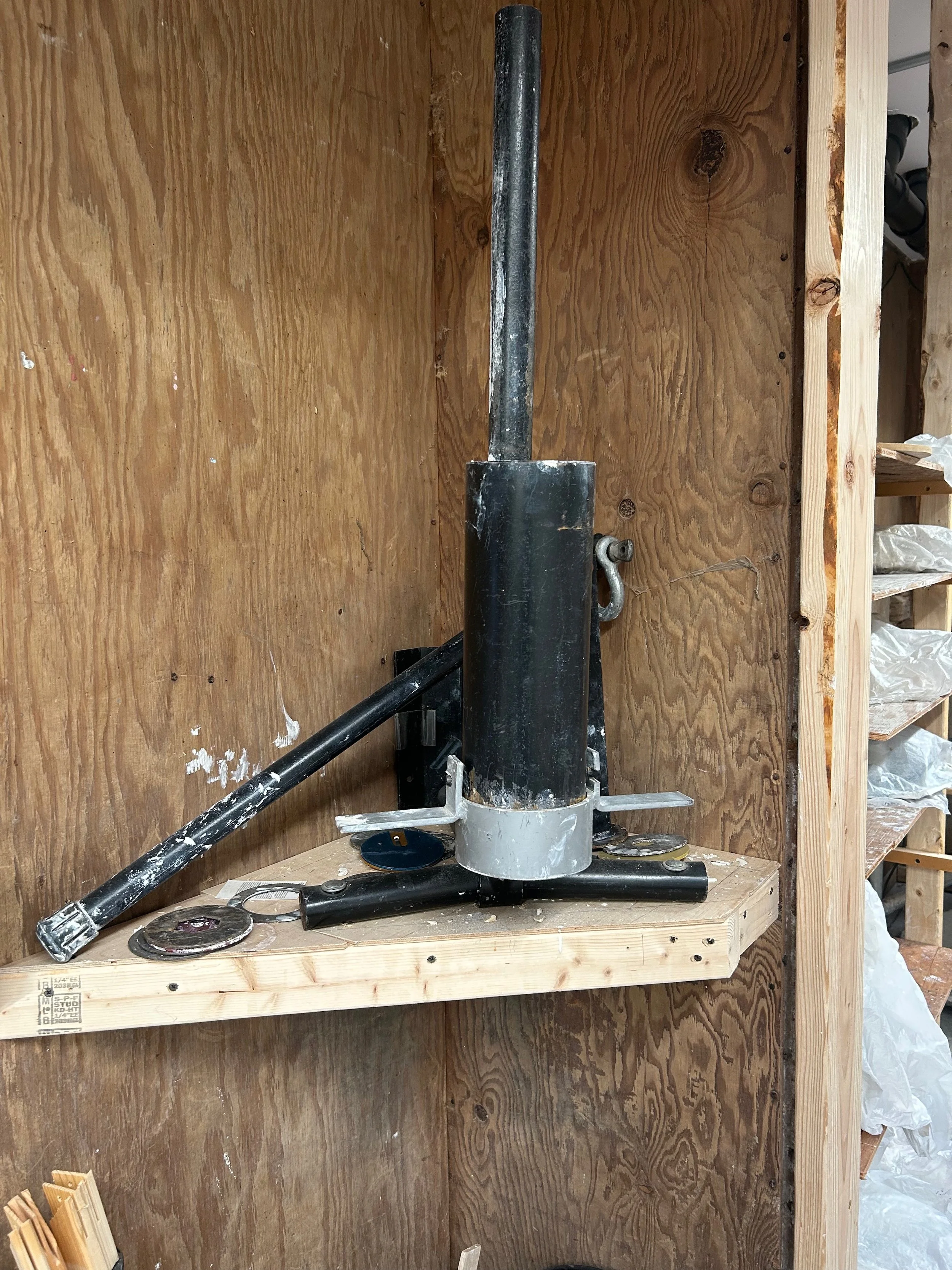 Sterling City Studio Clay Extruder., Ceramics Workshops