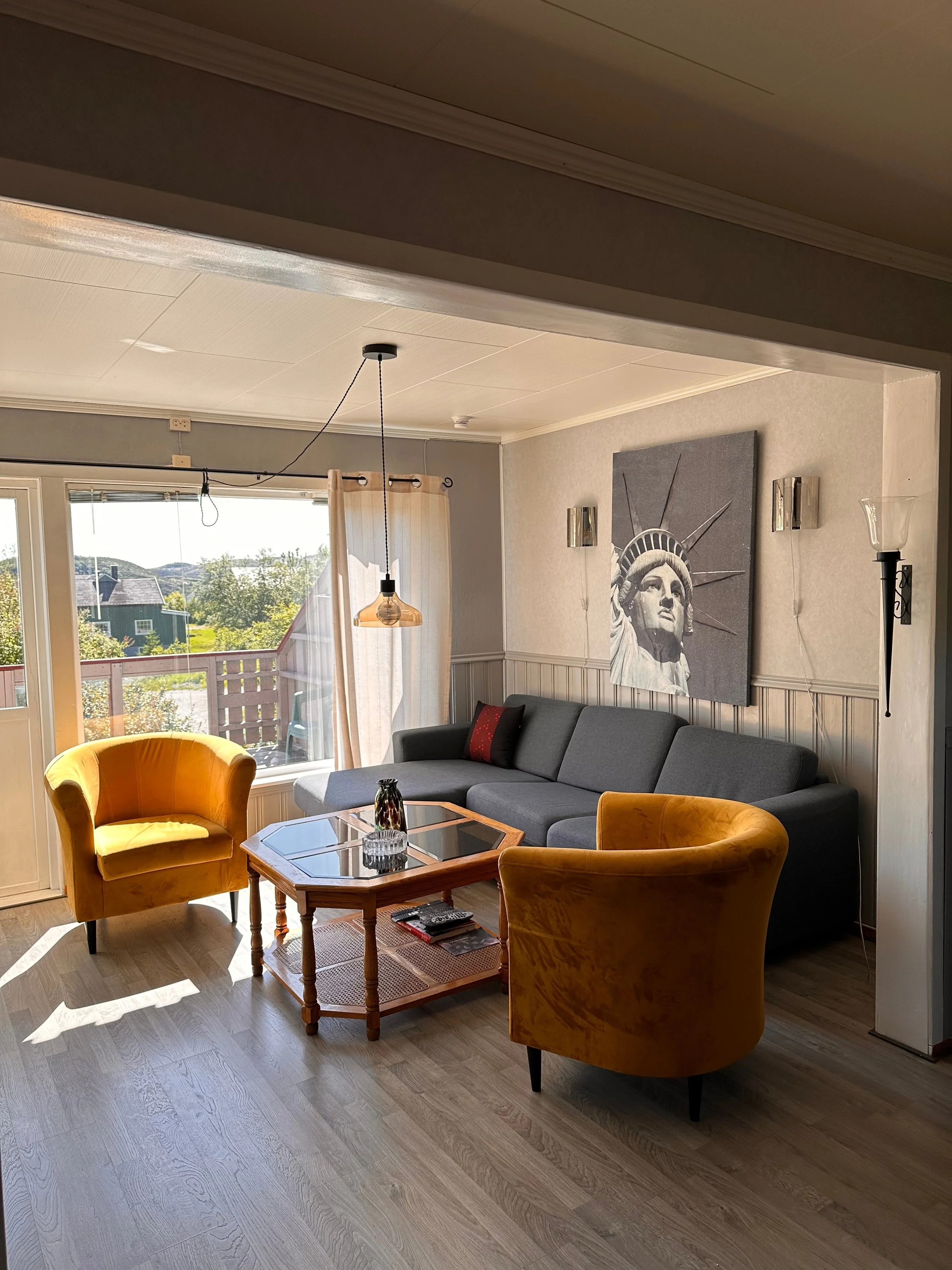 NORDVIK EIENDOM Sørvegen9 2.jpeg