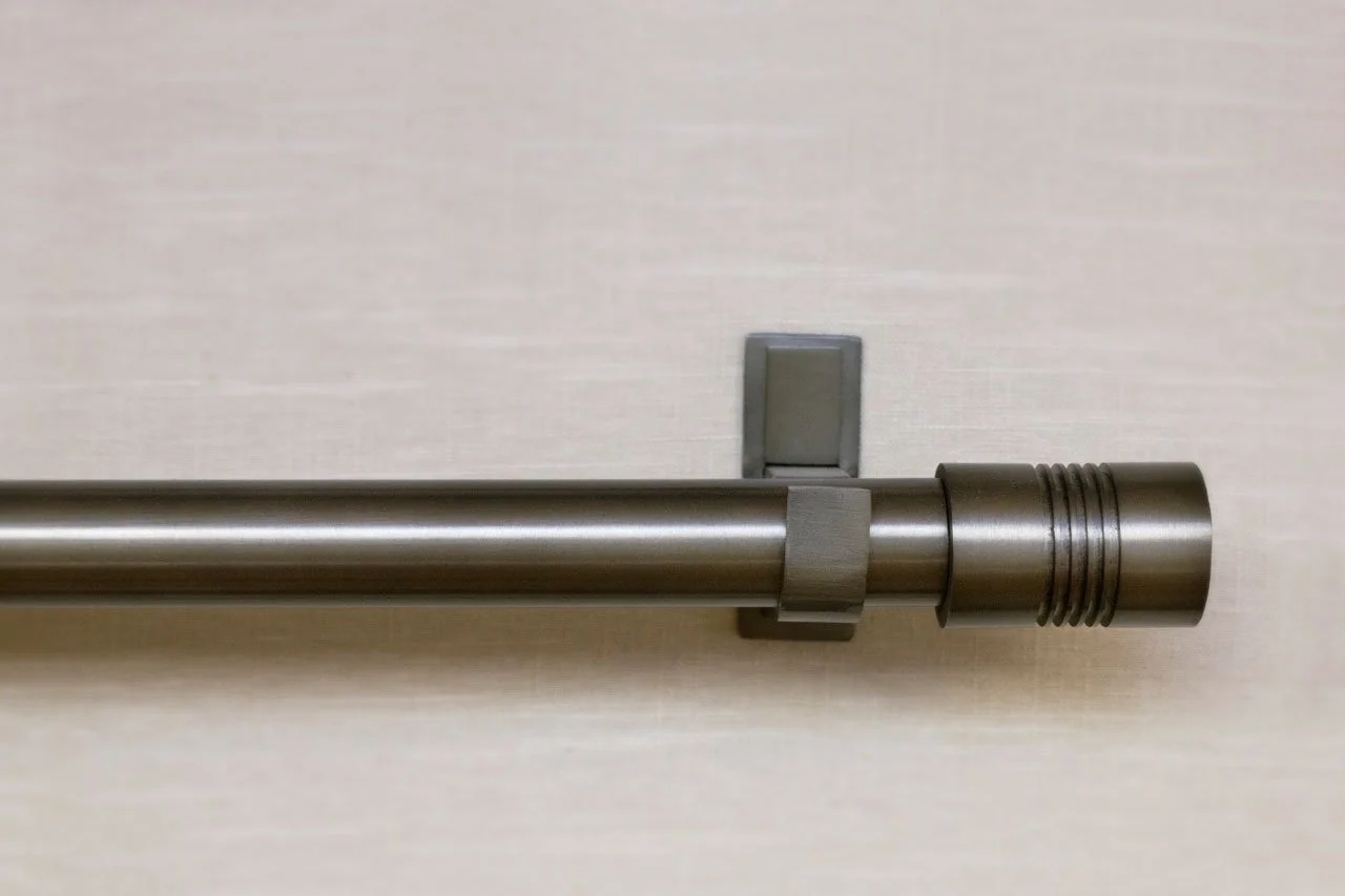 Beach Drapery_Hunter Douglas_Drapery-Hardware02.jpg