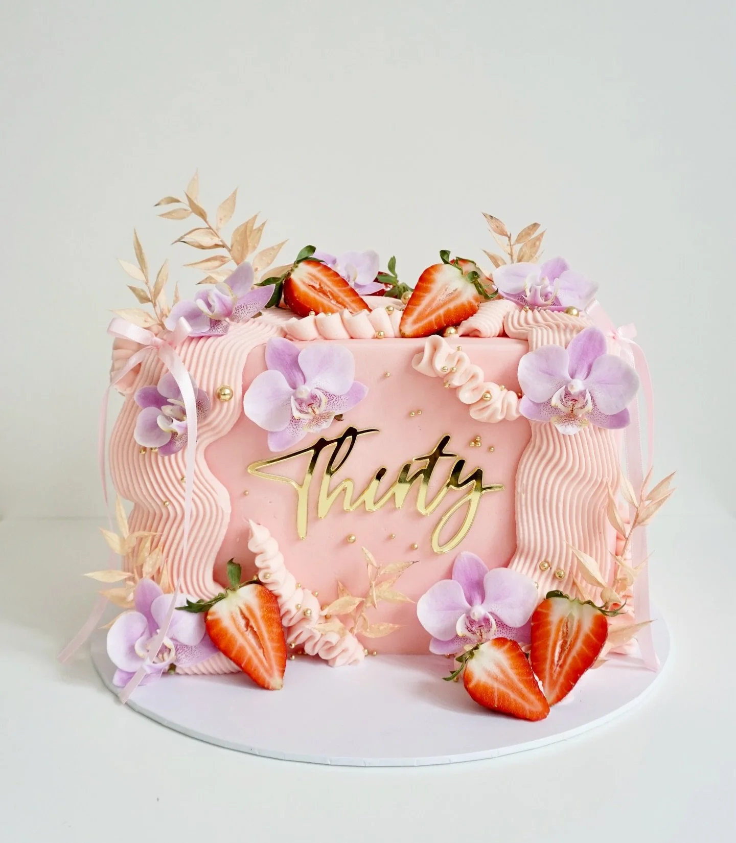 Cake Art 🩷

#cakeart #zurichcakes #custommade #edibleart #cakeartist