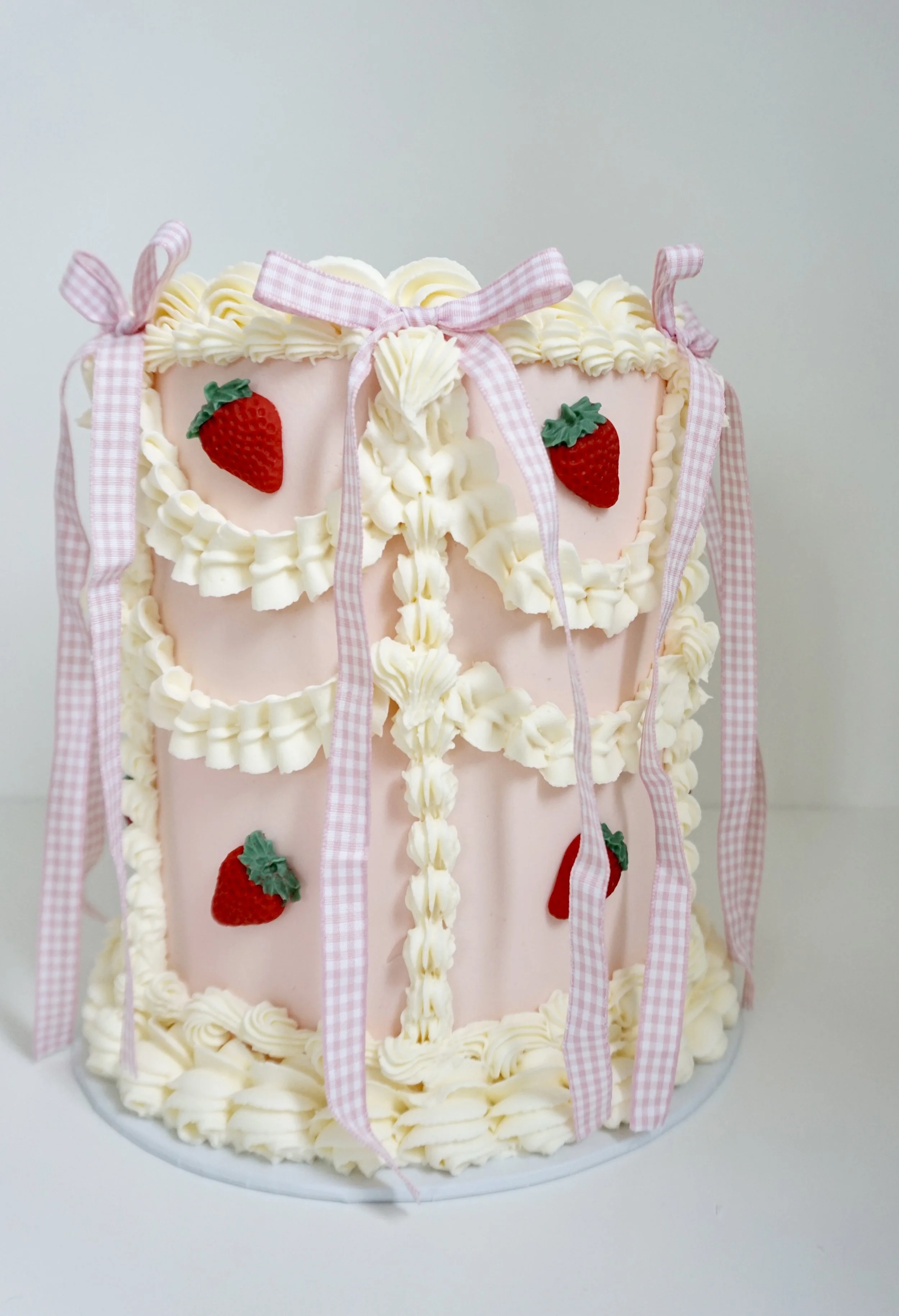 vintage strawberry cake