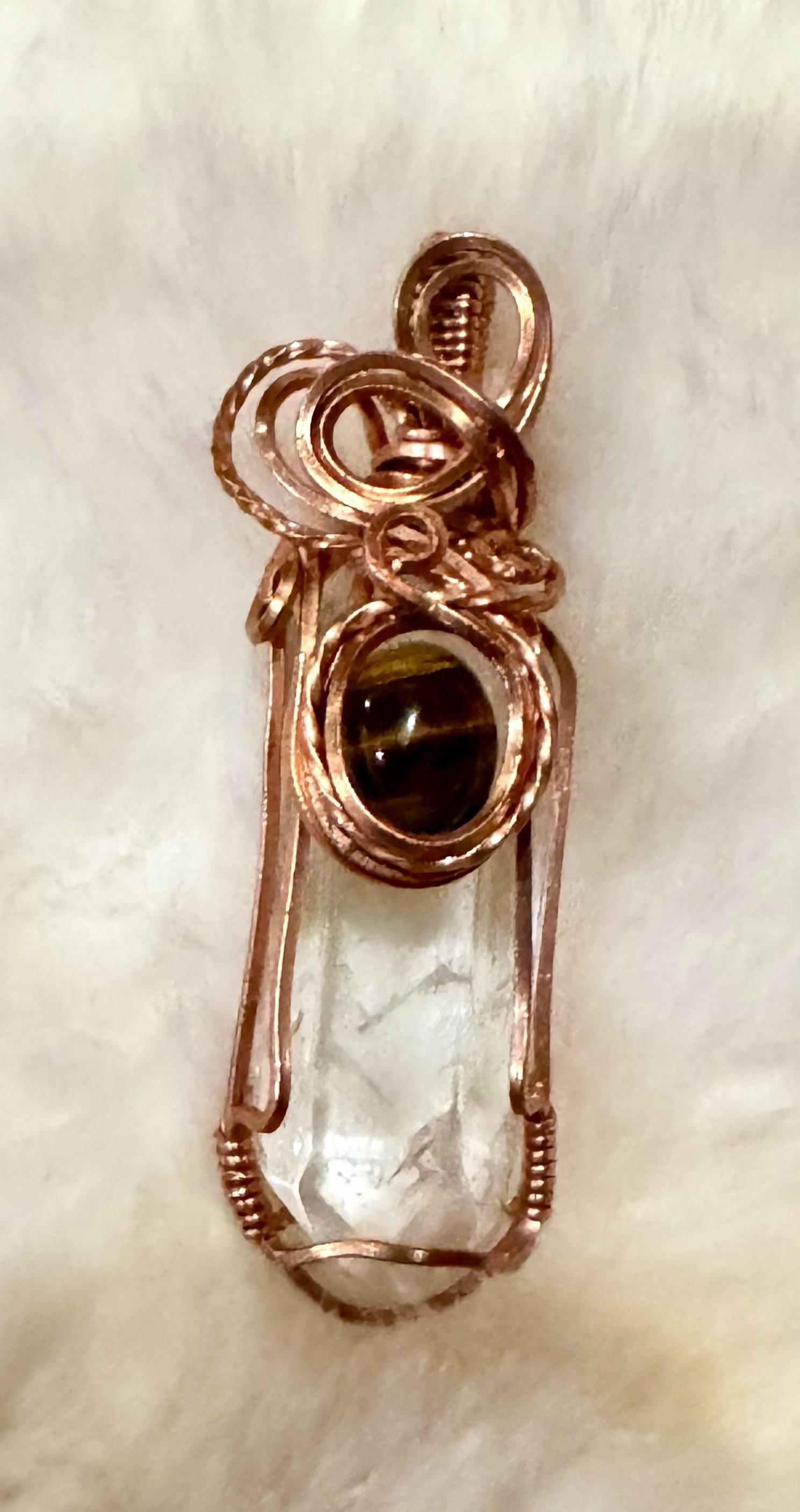 Clear Point with Tigers Eye accent