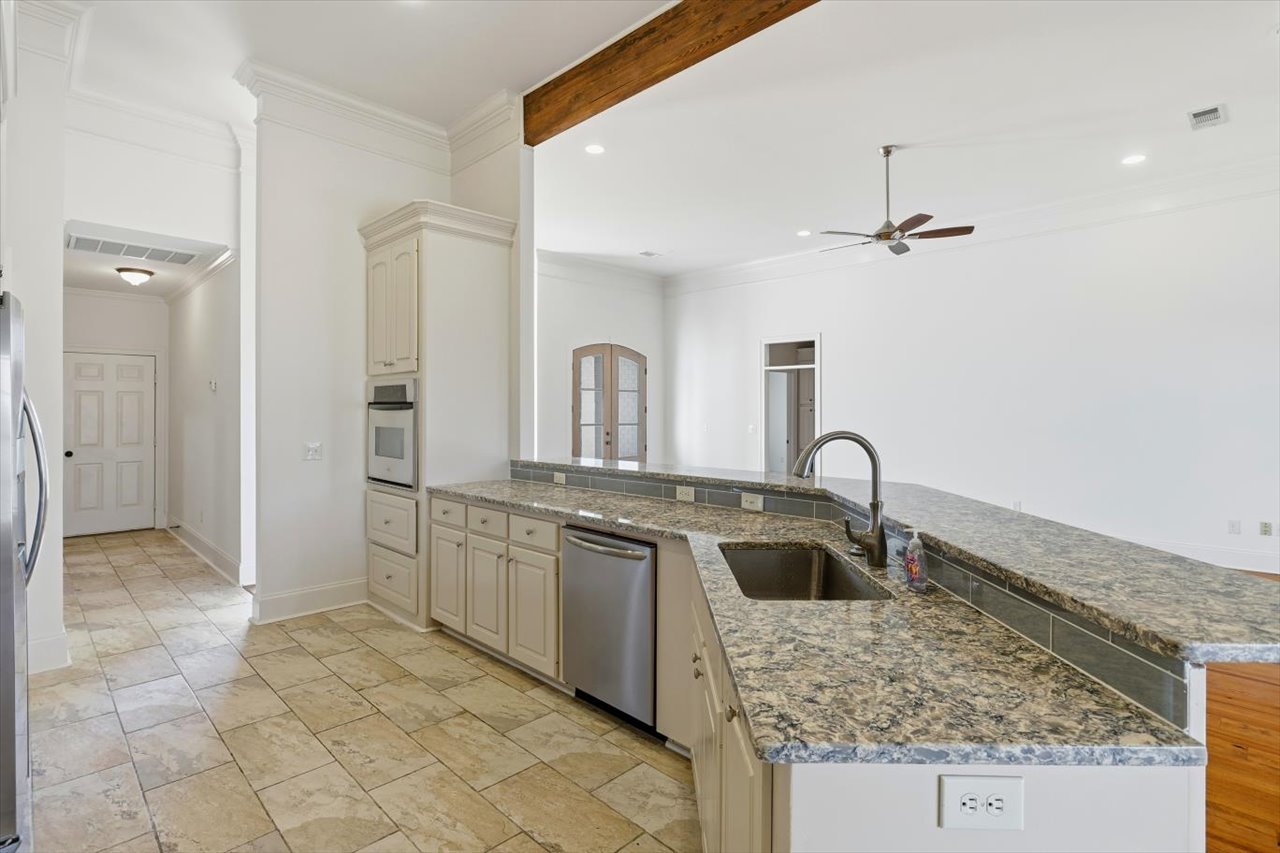 12-228 Huntington Hollow _ Home Tours MS.jpg