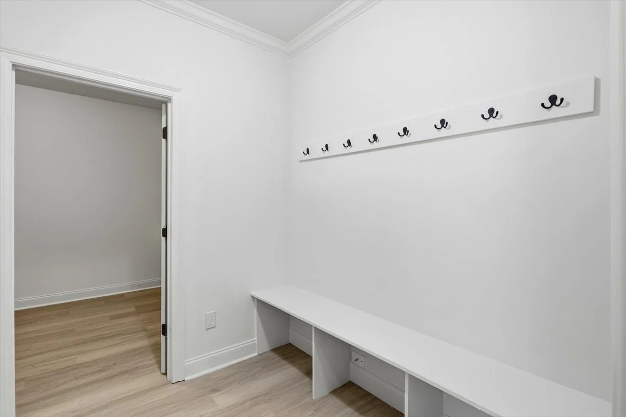 19-228 Huntington Hollow _ Home Tours MS.jpg