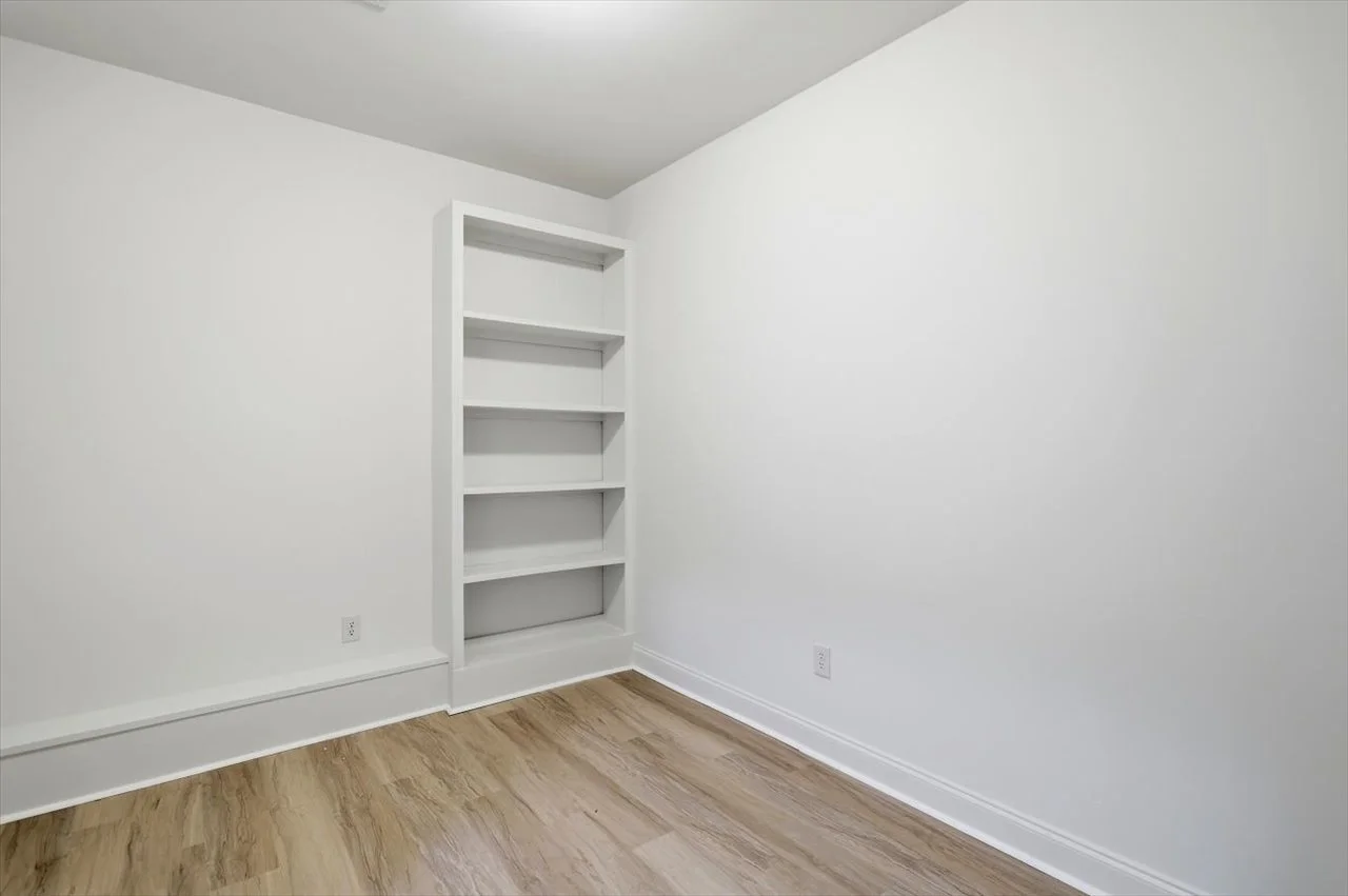 20-228 Huntington Hollow _ Home Tours MS.jpg