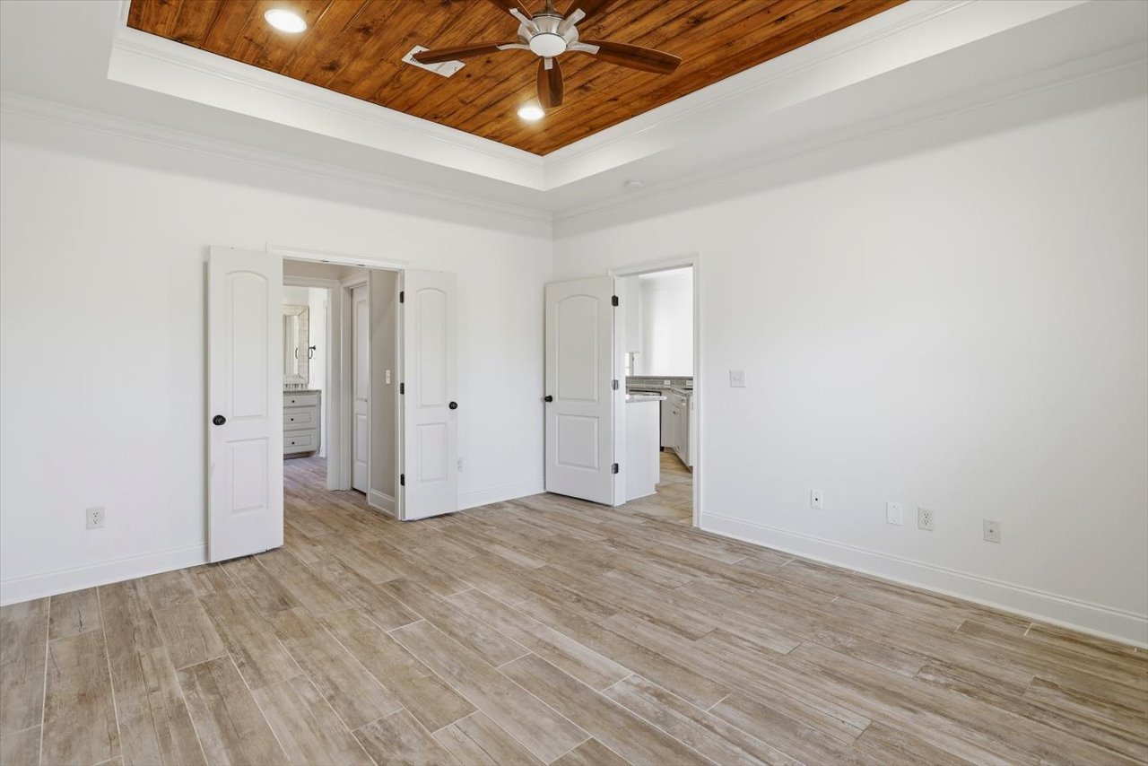 22-228 Huntington Hollow _ Home Tours MS.jpg