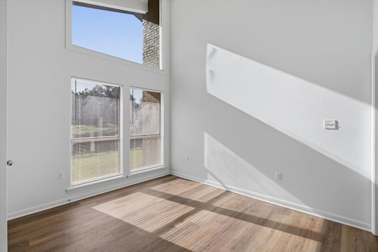 14-105 Carrie Dr _ Hometoursms.com.jpg