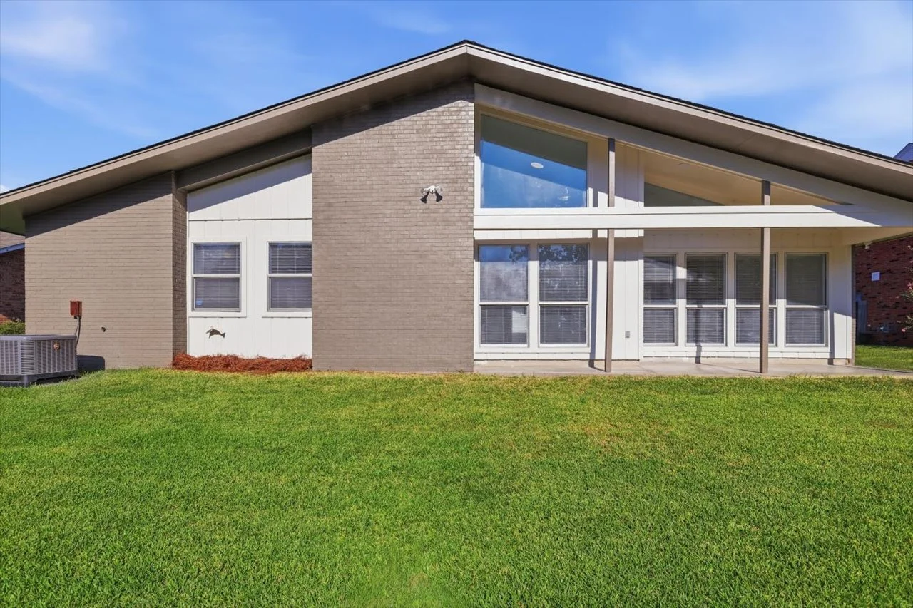 25-105 Carrie Dr _ Hometoursms.com.jpg