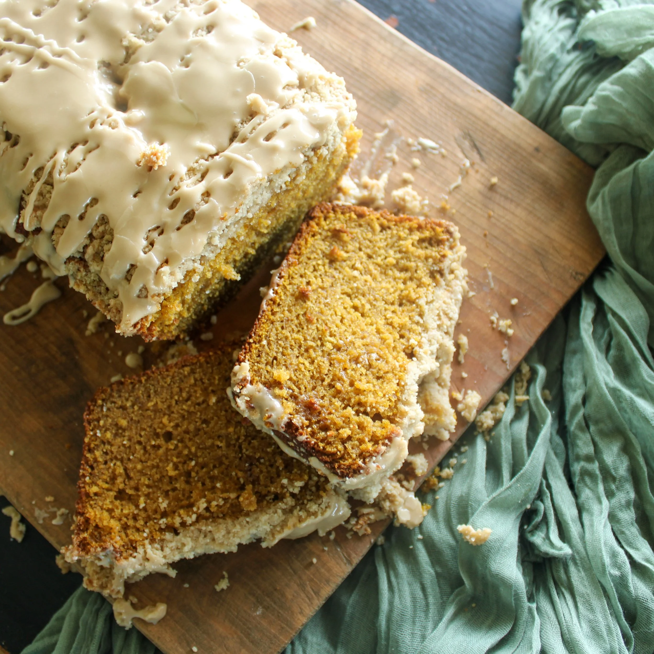 A must-make recipe for the fall is a pumpkin bread. But why not add some sourdough discard? I also couldn&rsquo;t decide between a streusel topping or coffee glaze. So I went with both! 🍂

It&rsquo;s new on the blog at inspiringmidwestroots.com!