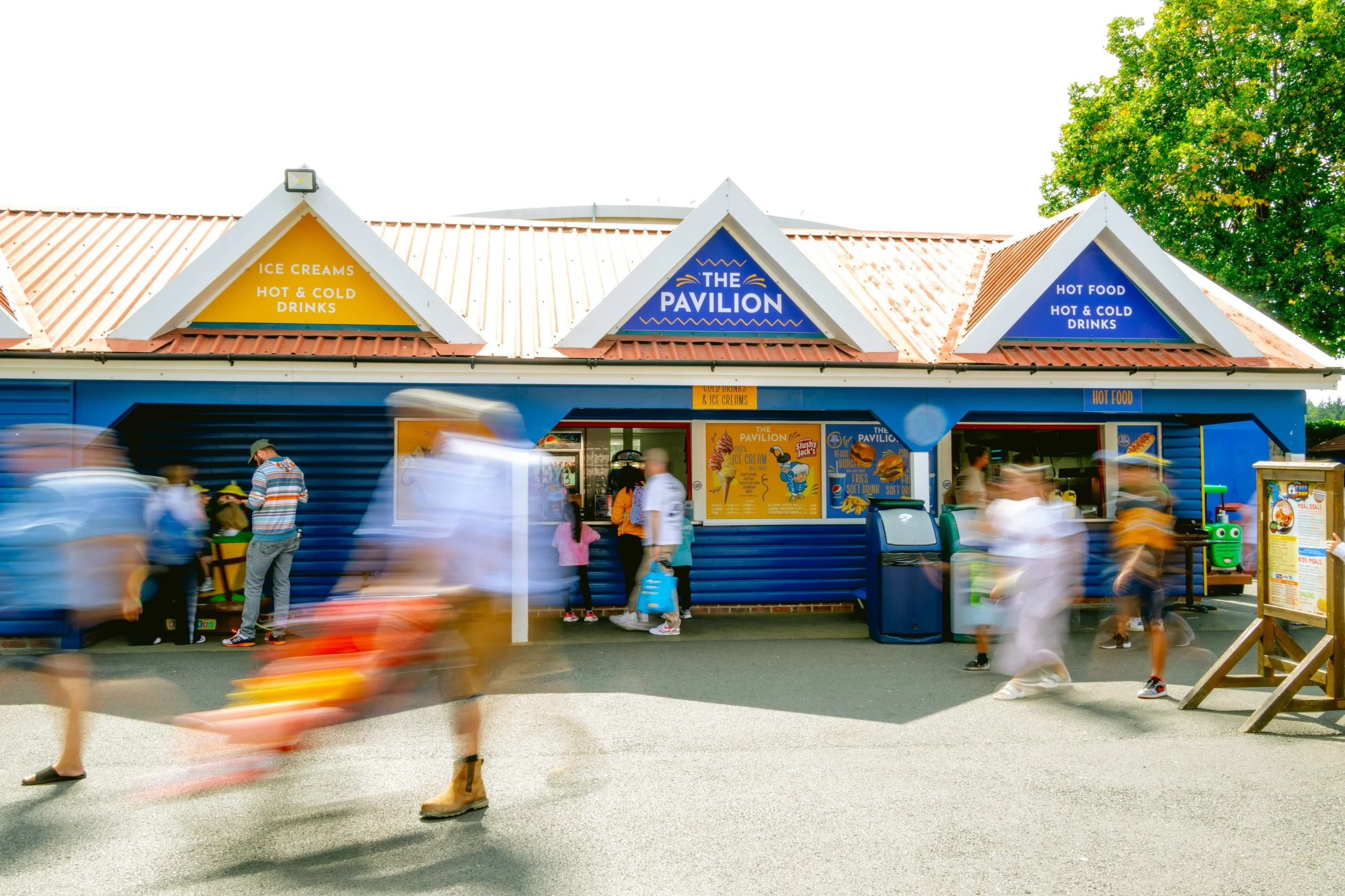 Paultons-Park-Website-Refresh-The-Pavillion-Food-Beverage-4.jpg