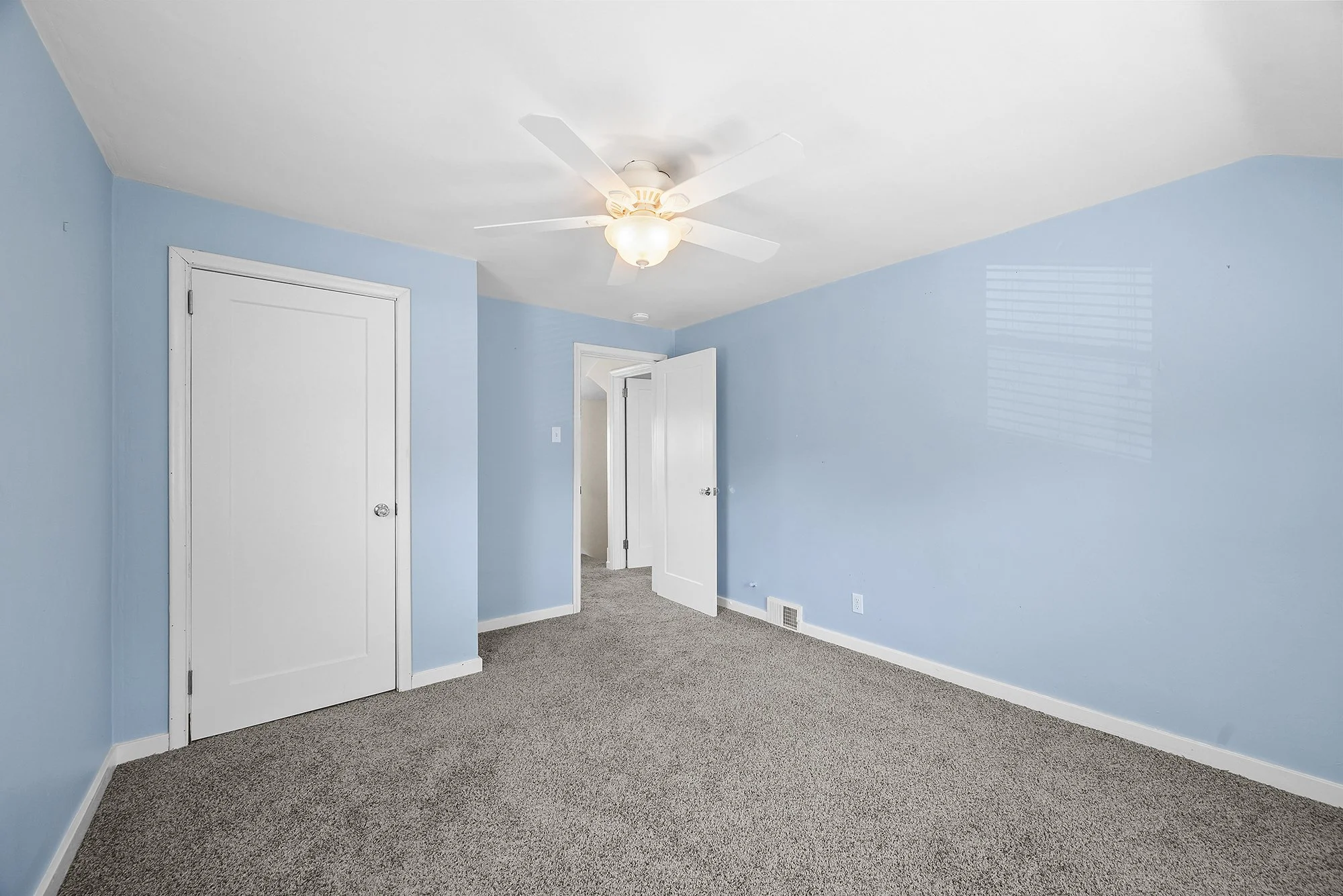 86MtVernonAve_14.jpg