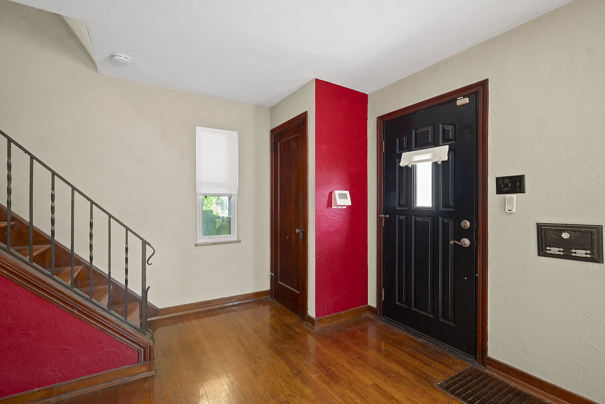 933WashingtonSt_10.jpg