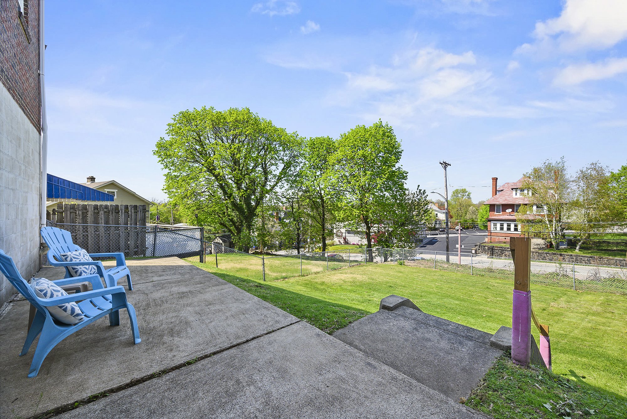 86MtVernonAve_25.jpg