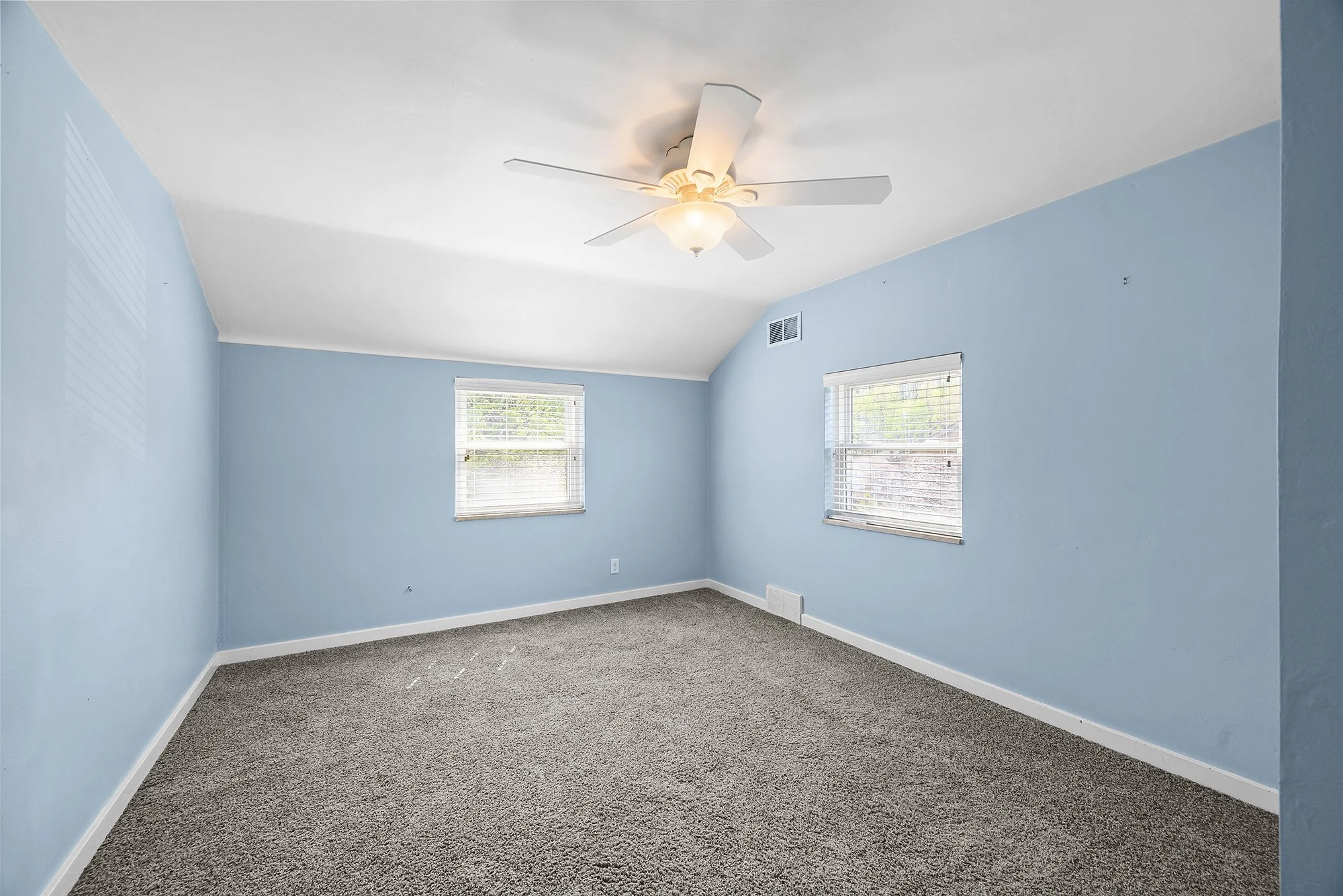 86MtVernonAve_12.jpg