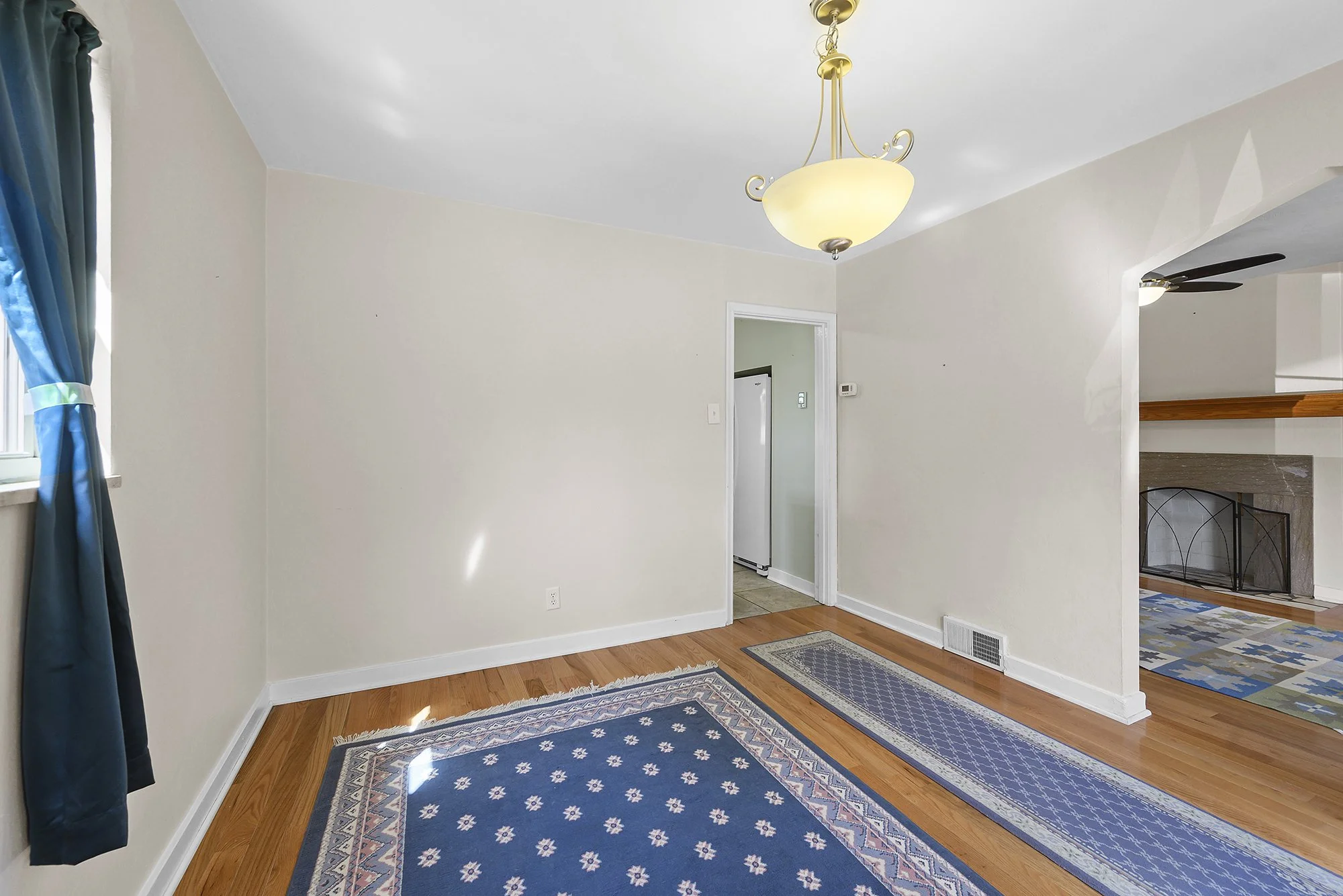 86MtVernonAve_20.jpg