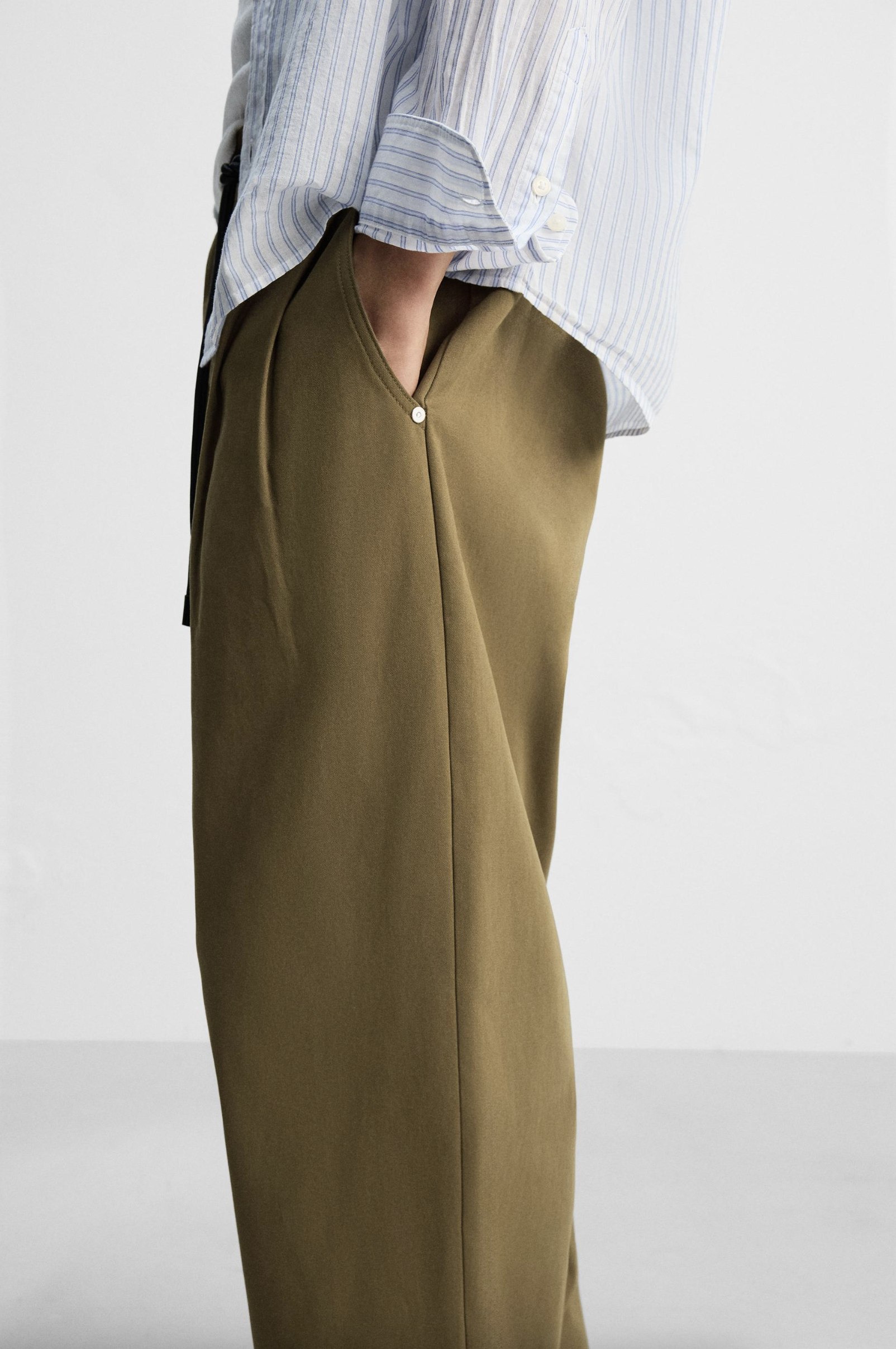 marc-campoy-fashion-design-production-sample5-05-02 a las 14.55.29.png