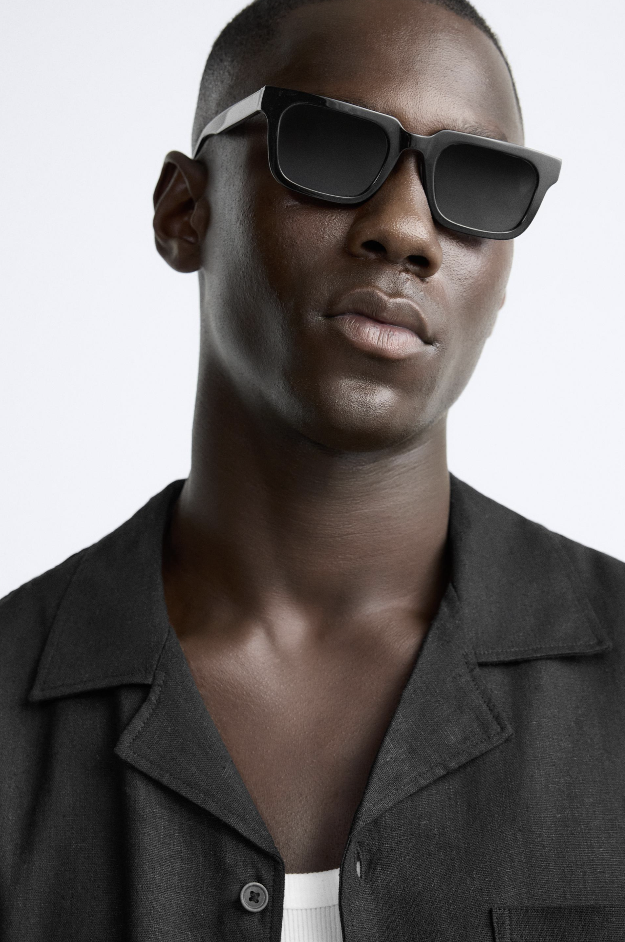 marc-campoy-fashion-design-production-sample4-10-11 a las 13.15.43.png