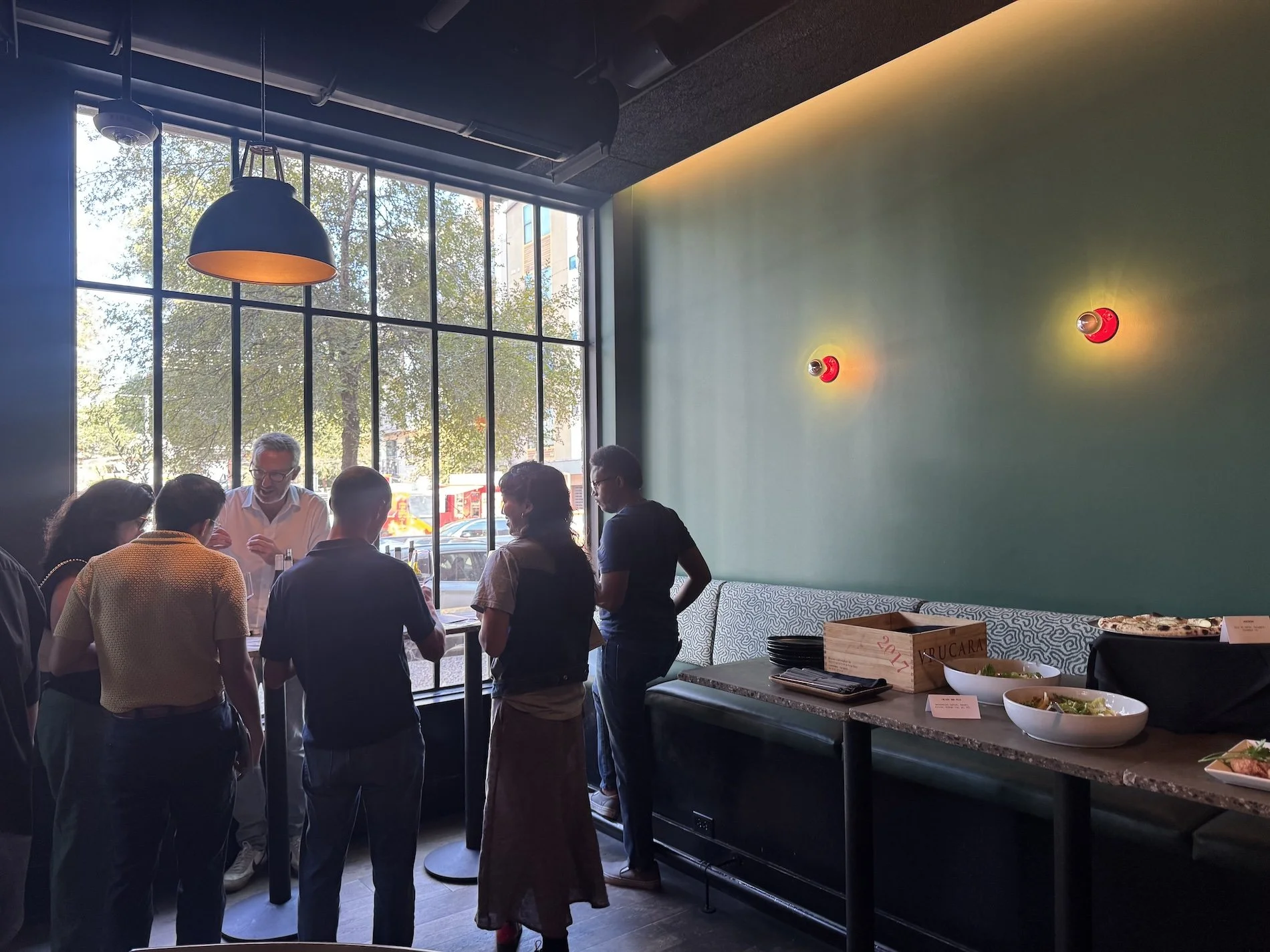 Attendees at the Style Shifts Australian wine seminar at Il Brutto in Austin, Texas
