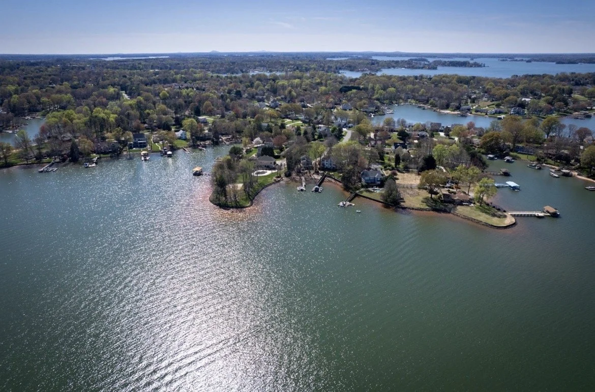 Best Waterfront Communities on Lake Norman: Luxury Neighborhood Guide