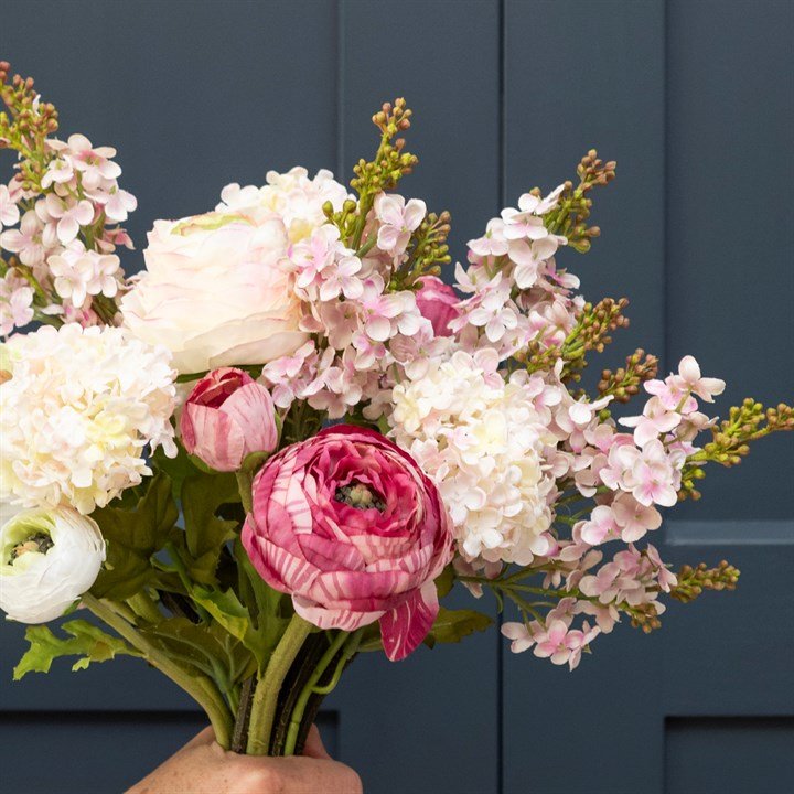 Deluxe Ranunculus Bouquet