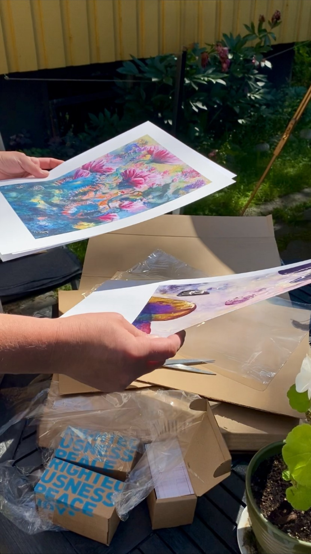 Sampleprintit saapuivat painosta – jännää!