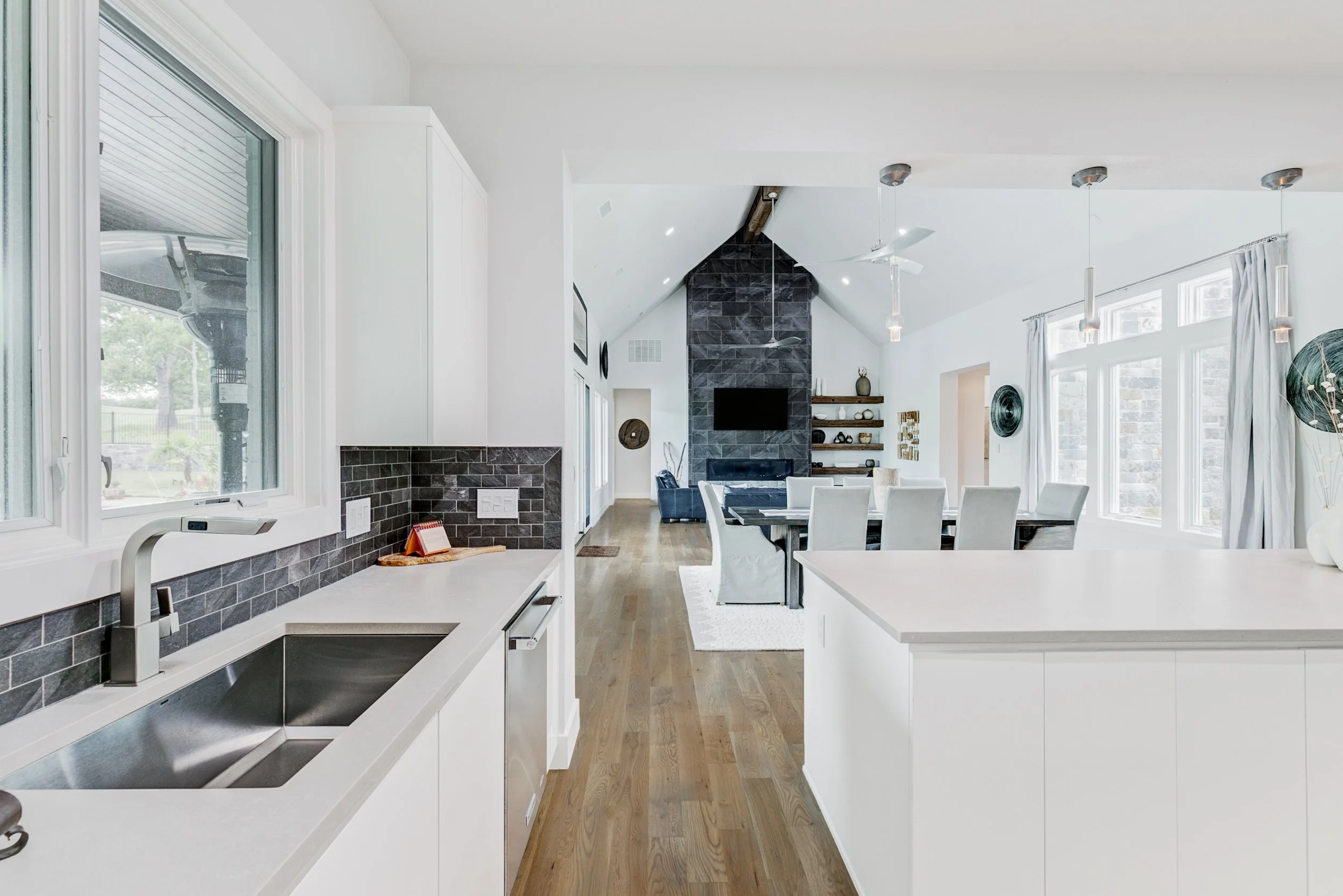 692 S. Sugartree Drive-34.jpg