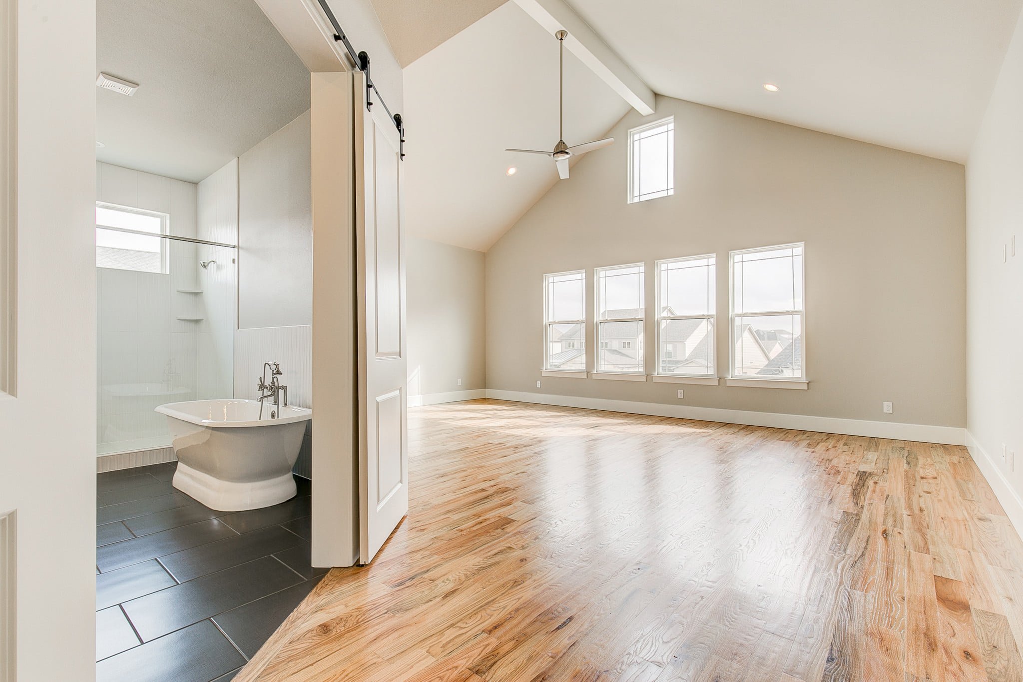 Custom home builder in Azle TX specializing in acreage properties