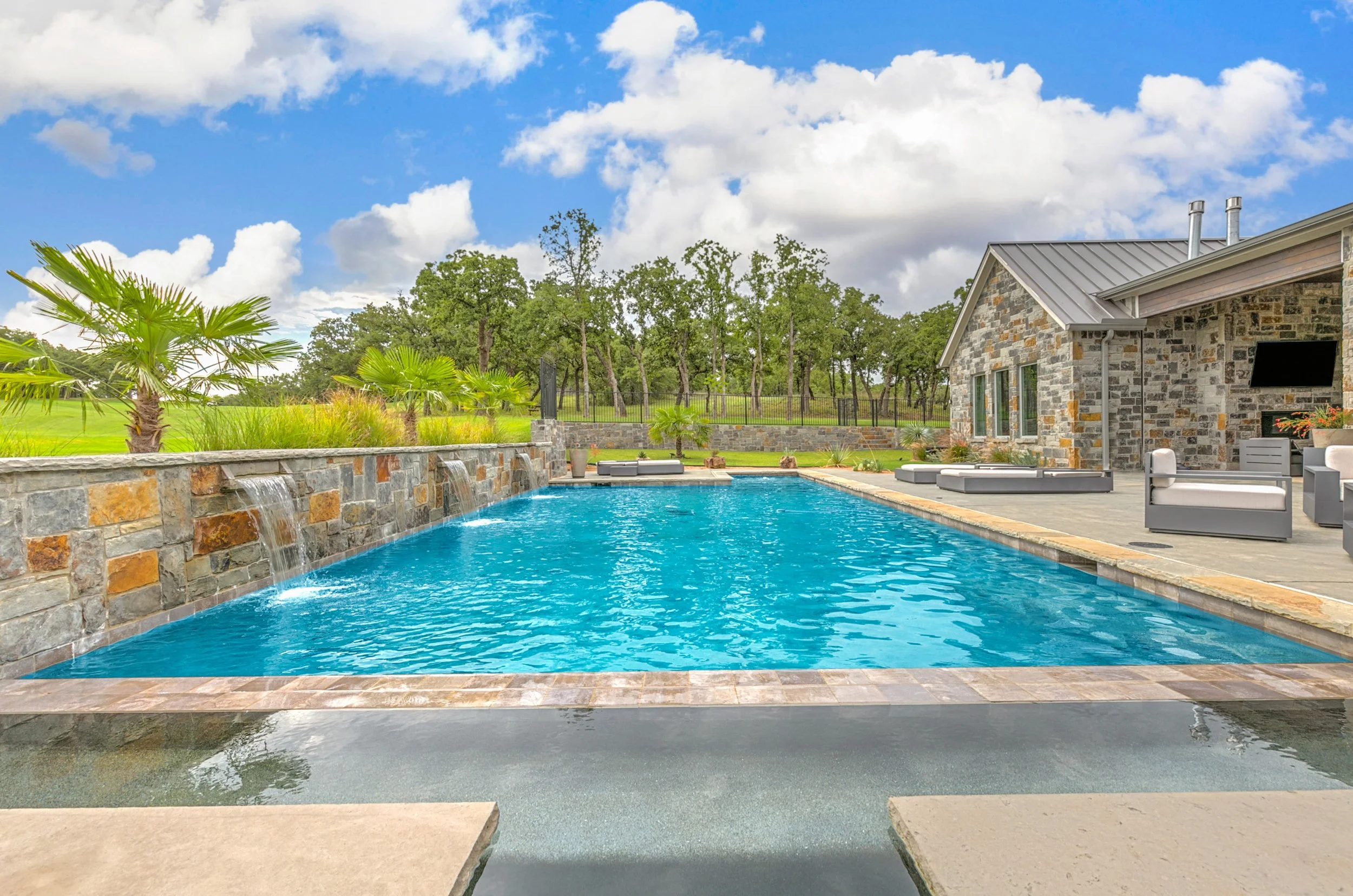 692 S. Sugartree Drive-12.jpg