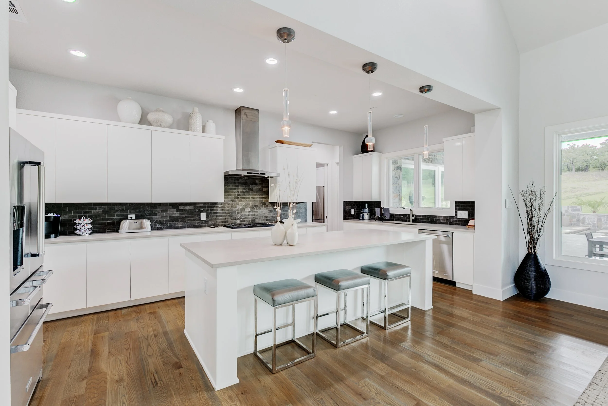692 S. Sugartree Drive-31.jpg