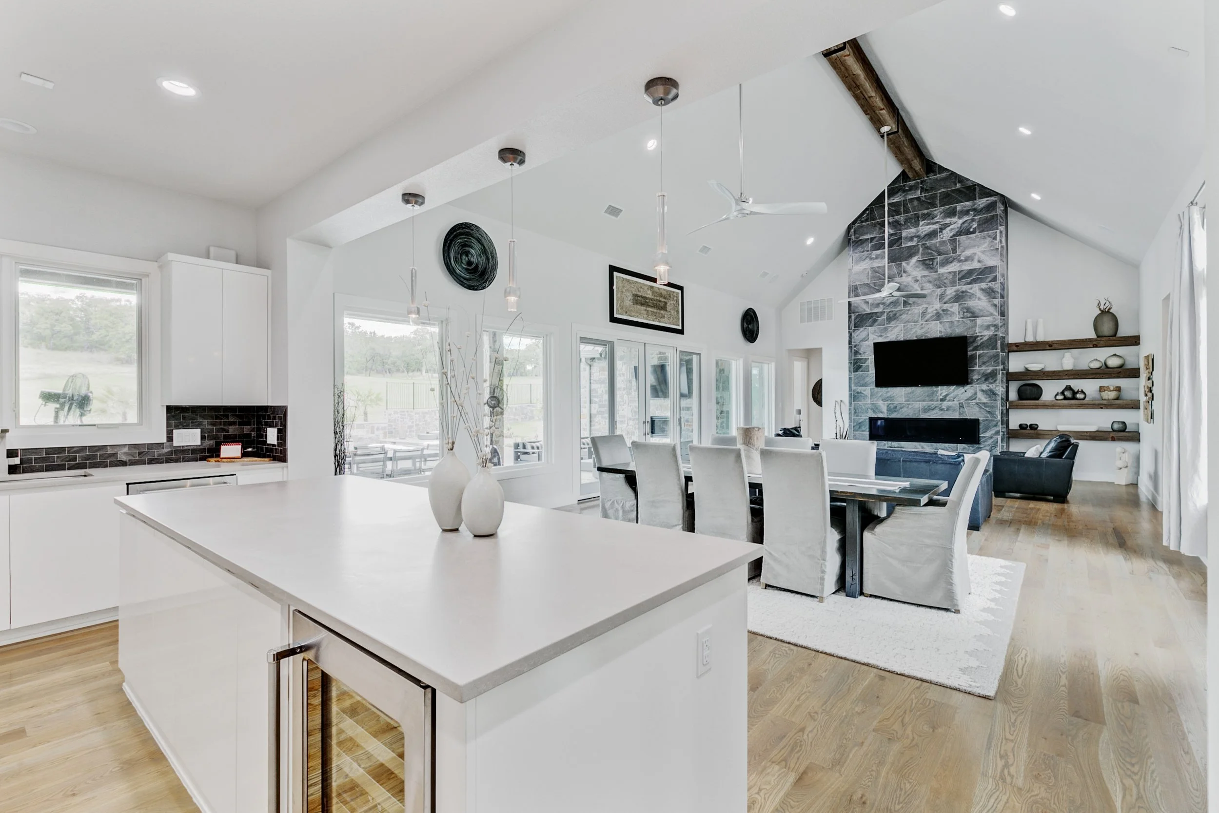 692 S. Sugartree Drive-33.jpg