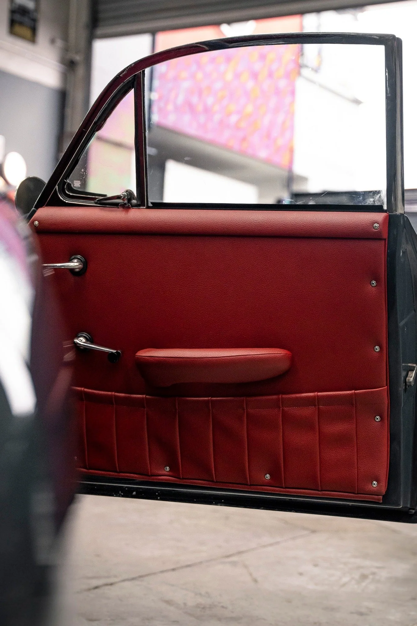 From full restorations to refined upgrades, we bring interiors back to life 😍

#LeatherCraftsmanship #LuxuryInteriors #HandmadeLeather #CustomInteriors #AutoInterior #CarInteriorGoals
