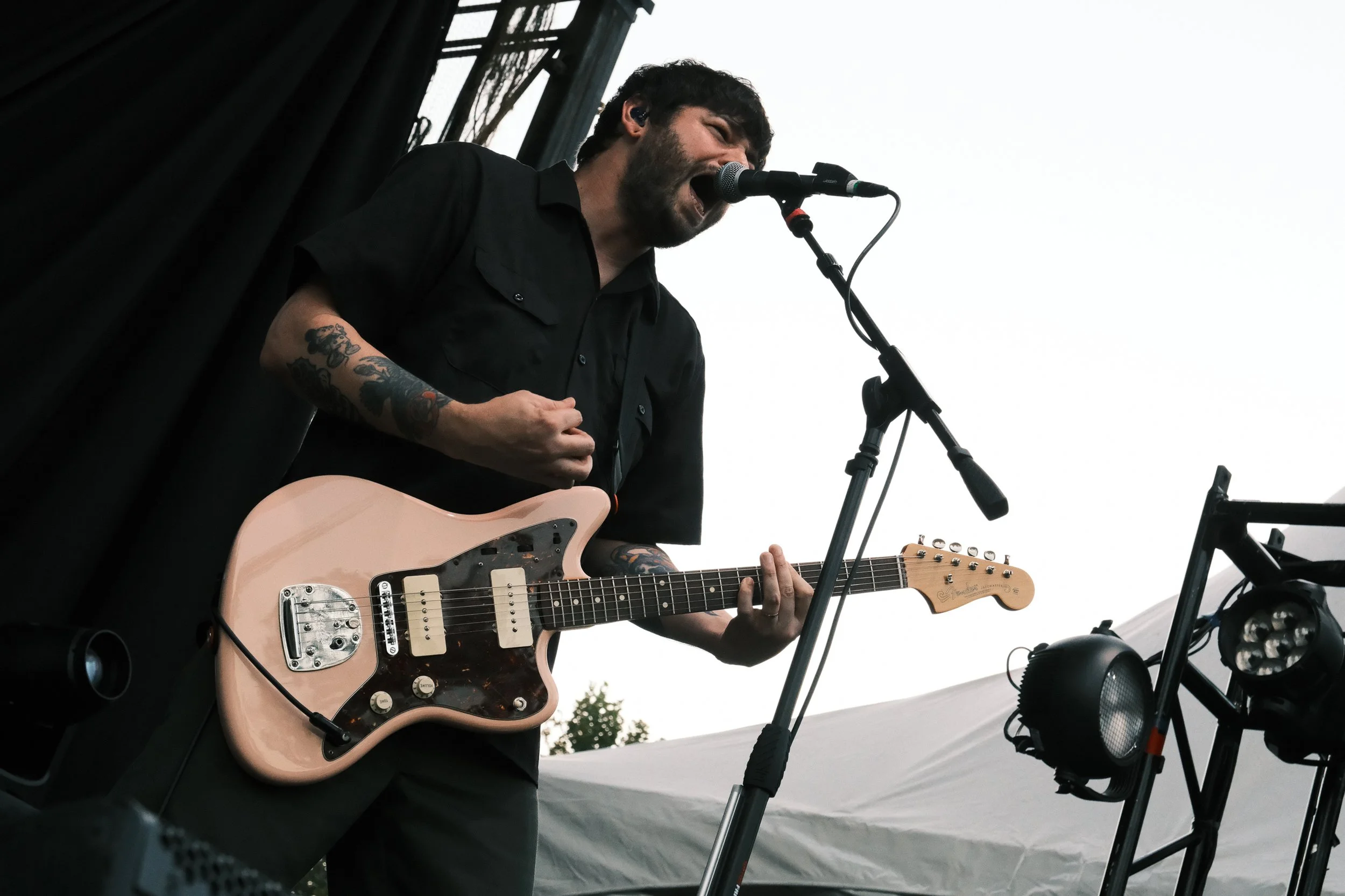 SuperHeaven-05-2.jpg