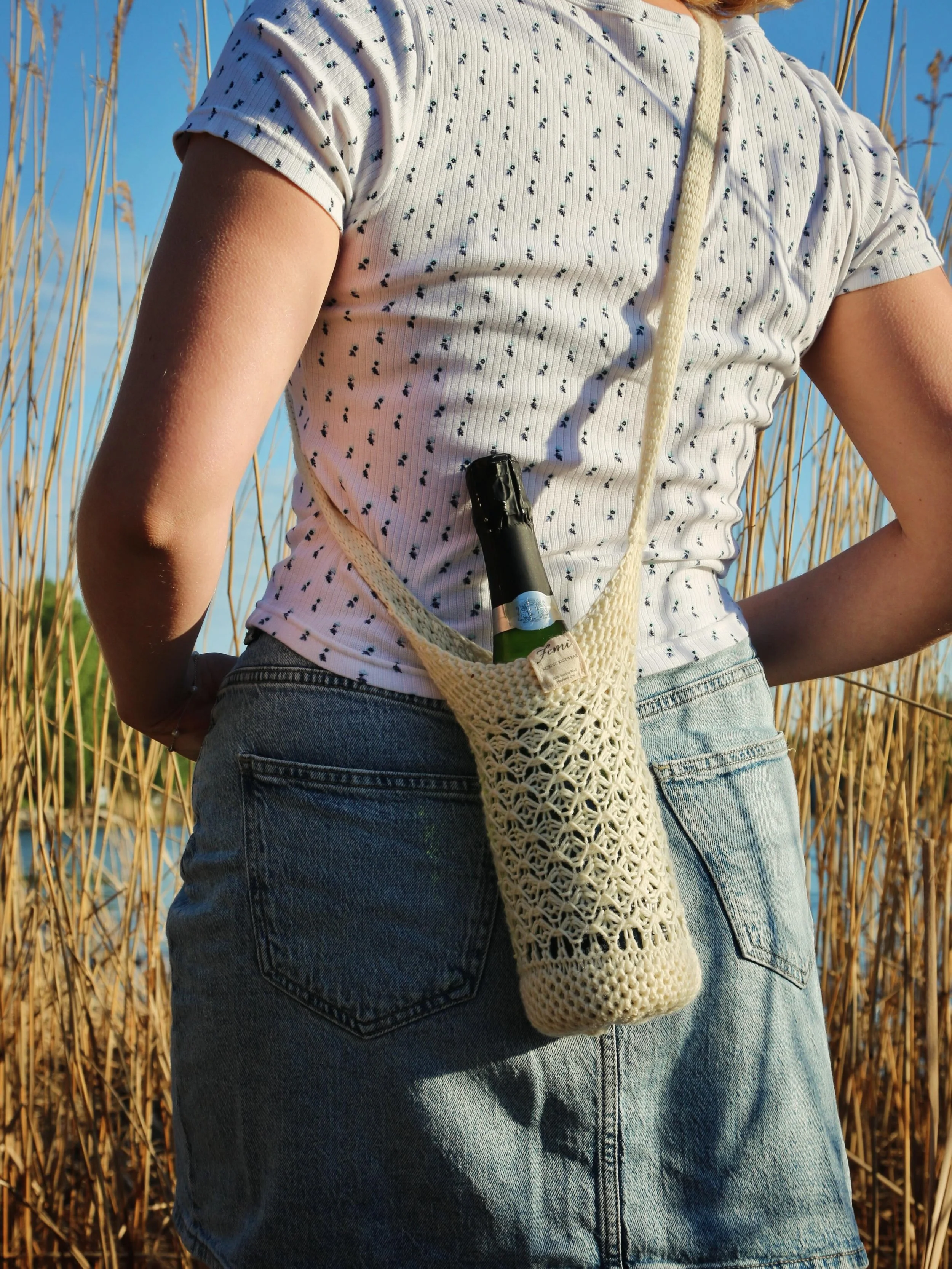 The Hanko Bottle Bag - 35&euro;

Link in bio

#knit #knitting #feminirdic #knittedbag #knitfashion
