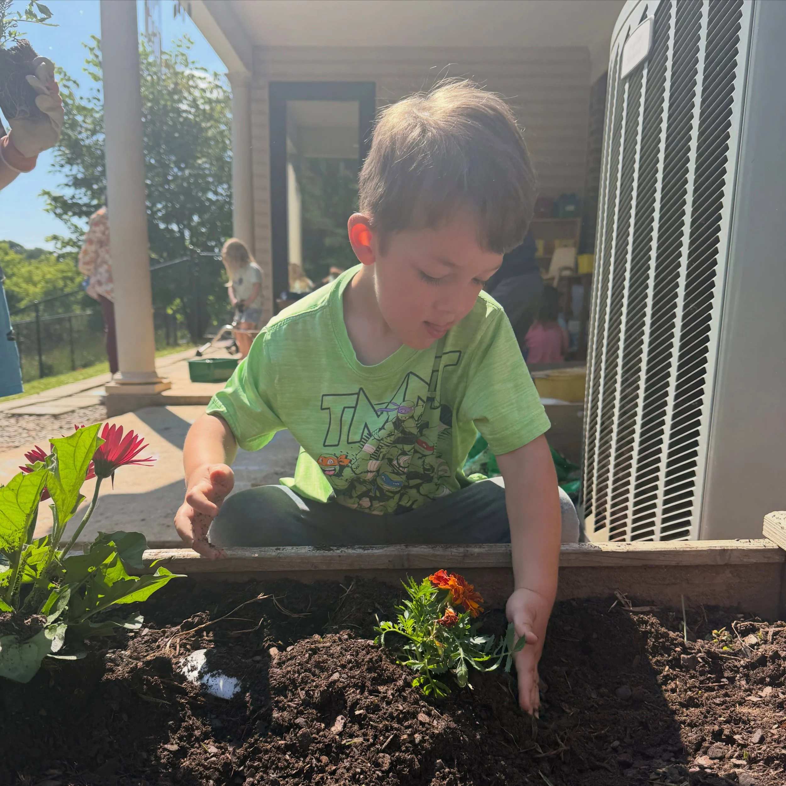 There&rsquo;s something special about watching children grow alongside the gardens they help care for 🌿

From digging in the soil to planting flowers in our garden beds, outdoor learning gives our students meaningful opportunities to explore, create