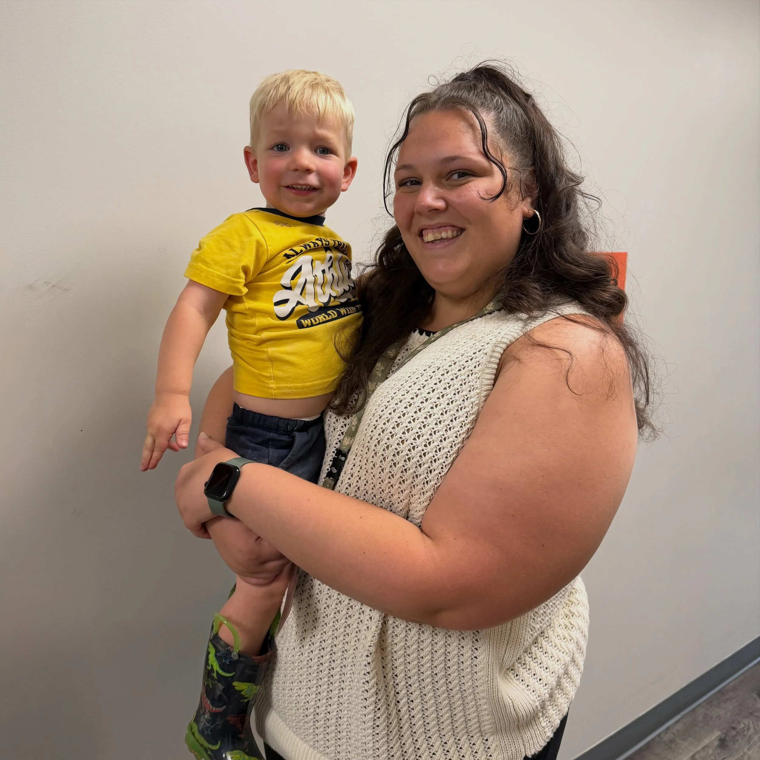 🎉Teacher Spotlight: Ms. Anabelle 🎉

Ms. Anabelle brings so many smiles, kindness, and positive energy to our Cherry Blossom classroom each day. As an assistant on our toddler team, she helps create such a warm and welcoming environment for our youn