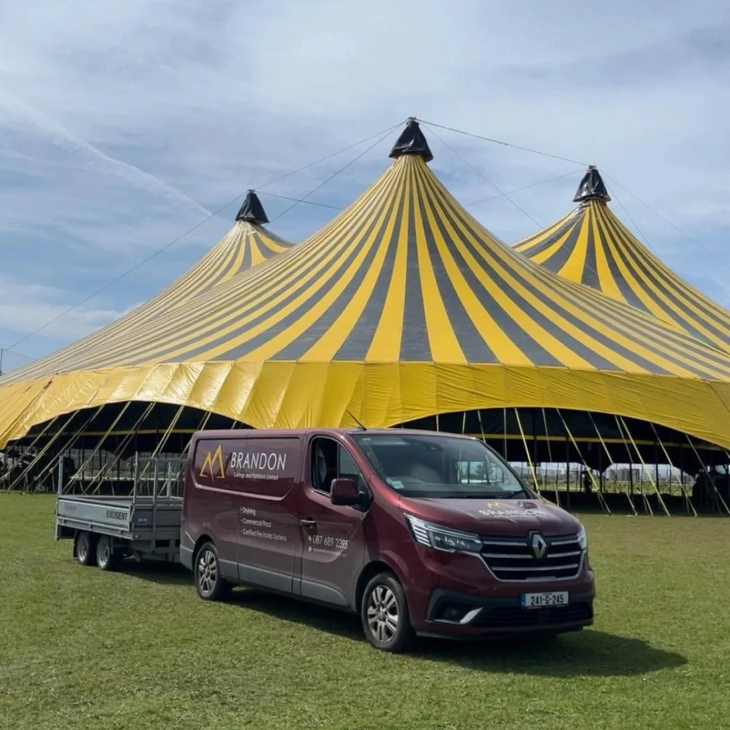 The sun is shining ready for the rise of the west. @momentumirl May Bank Holiday weekend is set to kick off festival season in style! Delighted to be partnering with an amazing local event to bring you @thecoronasofficial on Sunday and looking forwar