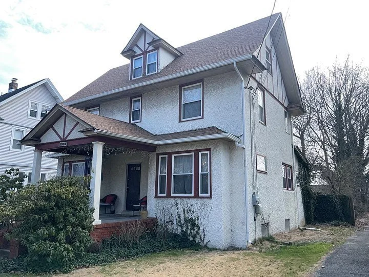 Providing quality service, craftsmanship, and industry leading attention to detail for your home 🏡

If you are looking to completely change the Look of the exterior of your home, we are here to help! 
We also offer financing!

As always, all consult