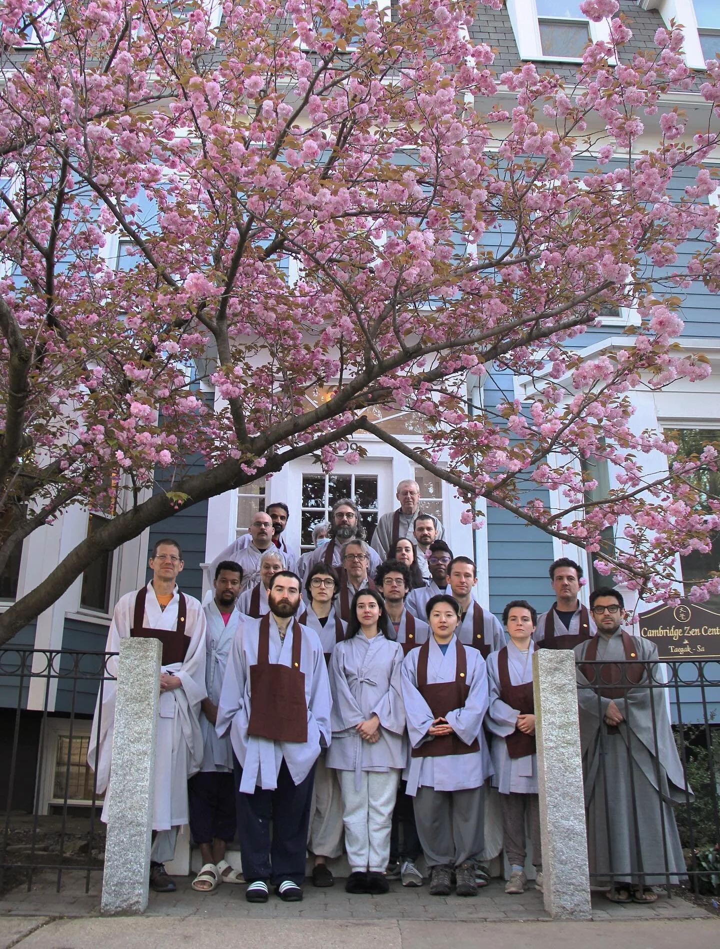 One spring morning at the zen center after house meeting 🌸🌸🌸 not all of our residents made it into these shots&hellip;stay tuned! 

#sangha #cambridgezencenter #zencenter #community #zenbuddhism