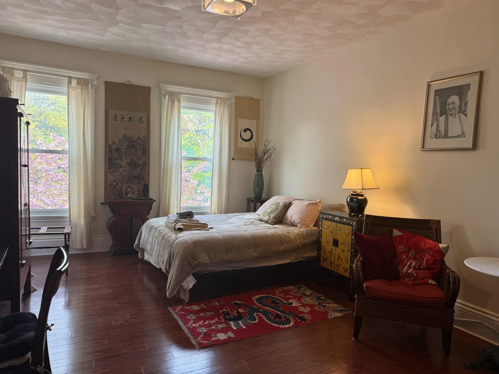 Guest Stay - Teacher's Room