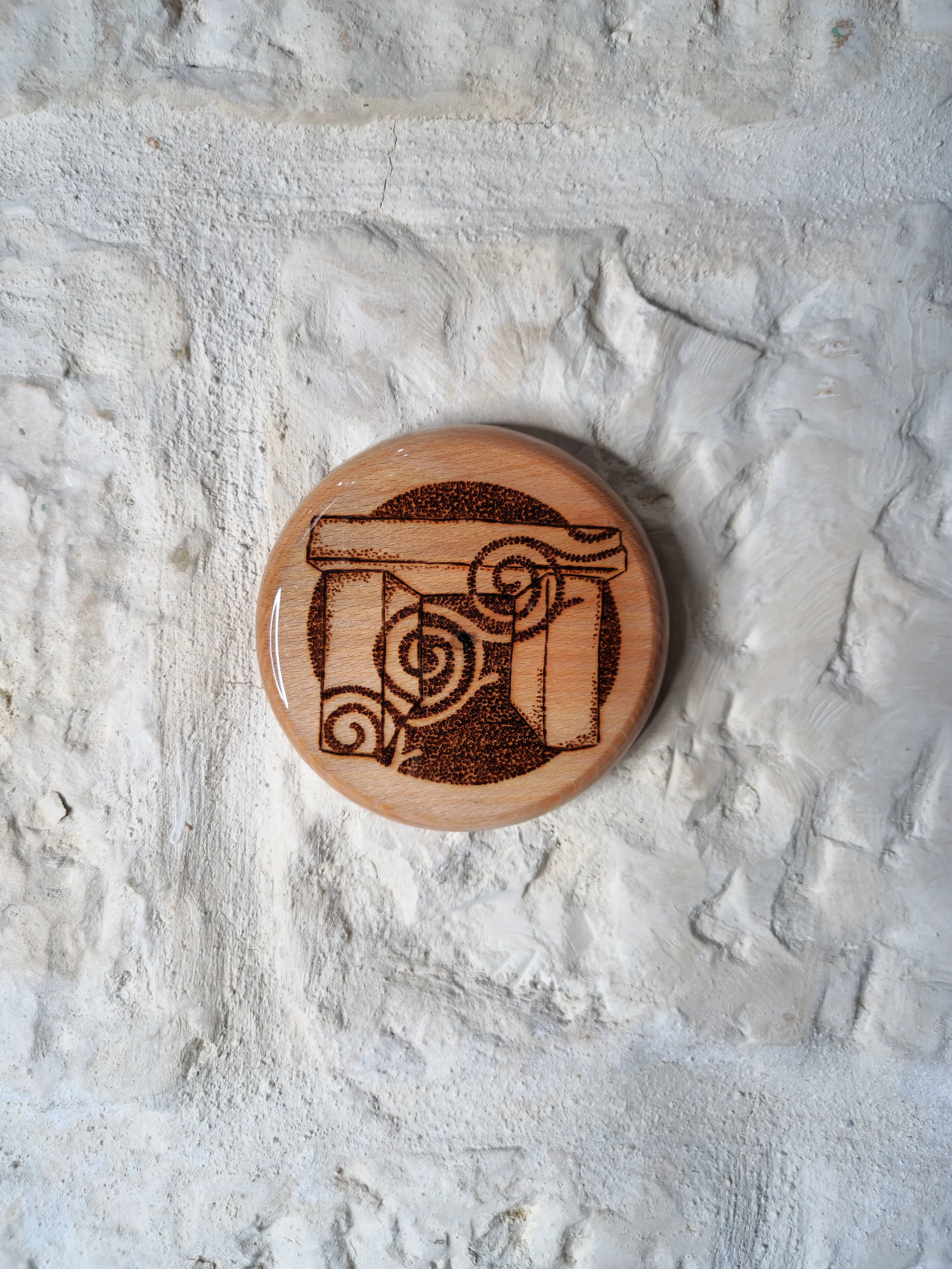 Hagar Qim [ Megalithic Temples ] 

Size 11cm 
Finish gloss resin 