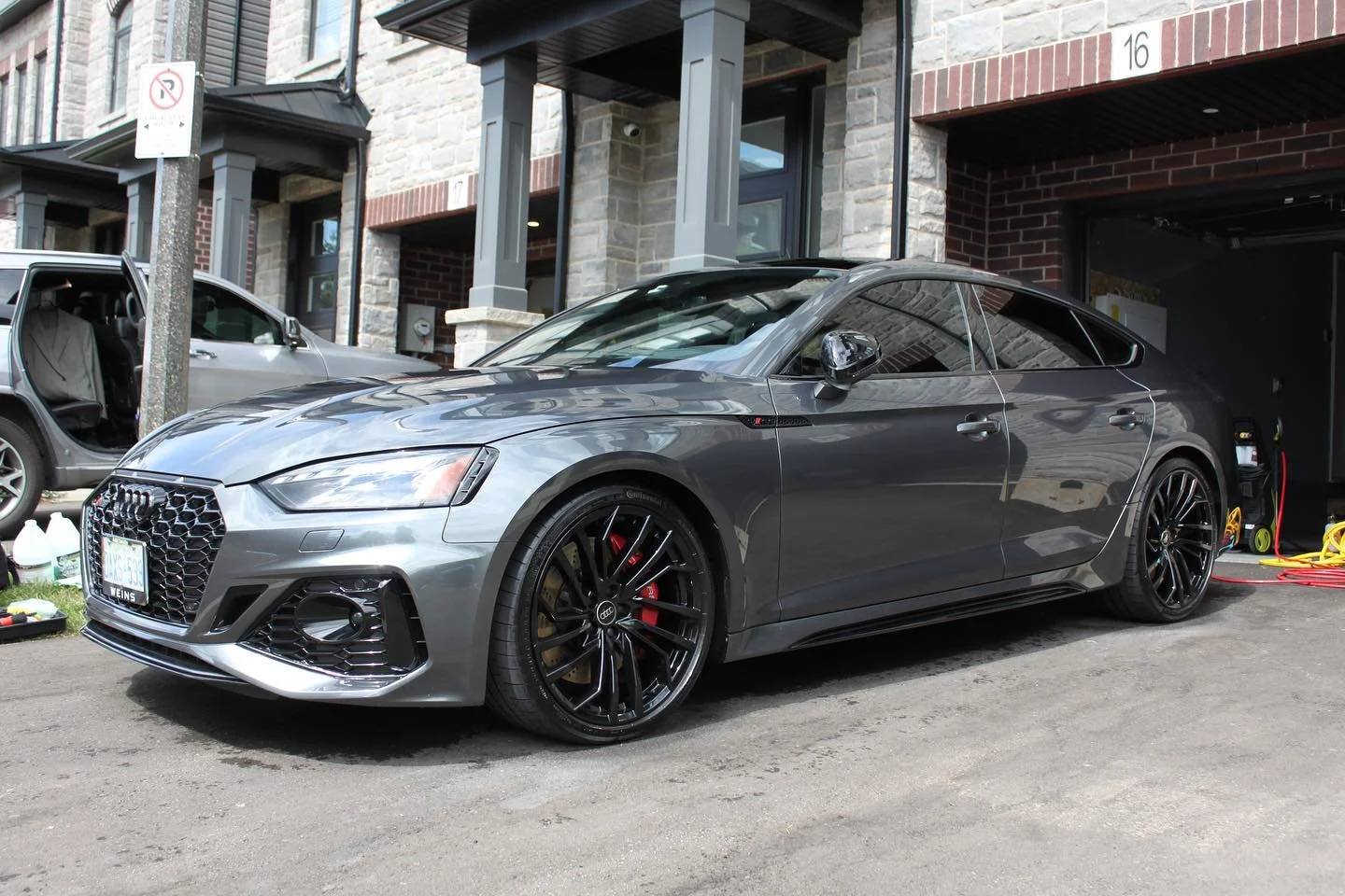 ⭐️Audi RS5 Gold Package⭐️

Looking to give your car the shine it deserves? You can trust Platinum Mobile Detailing to ensure your vehicle looks clean and stays protected

Contact us today to book an appointment📲

Platinumdetailing10@gmail.com
905-63