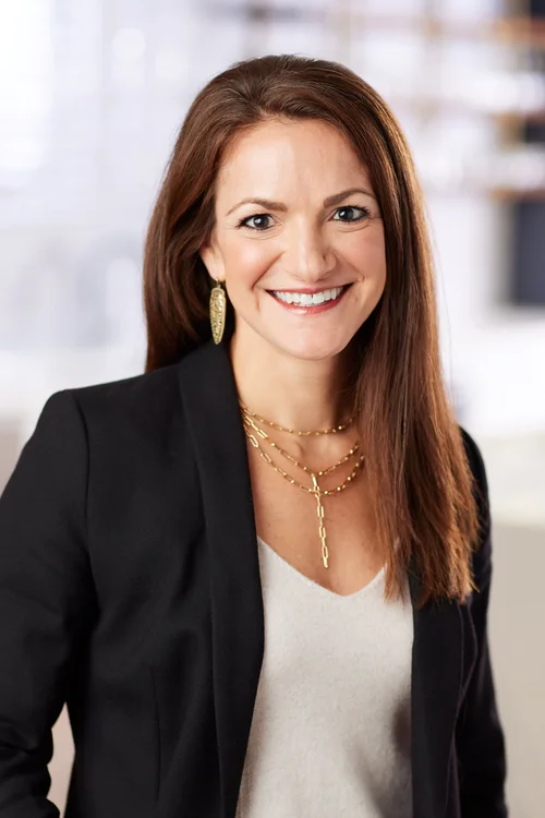 Theresa Bayer