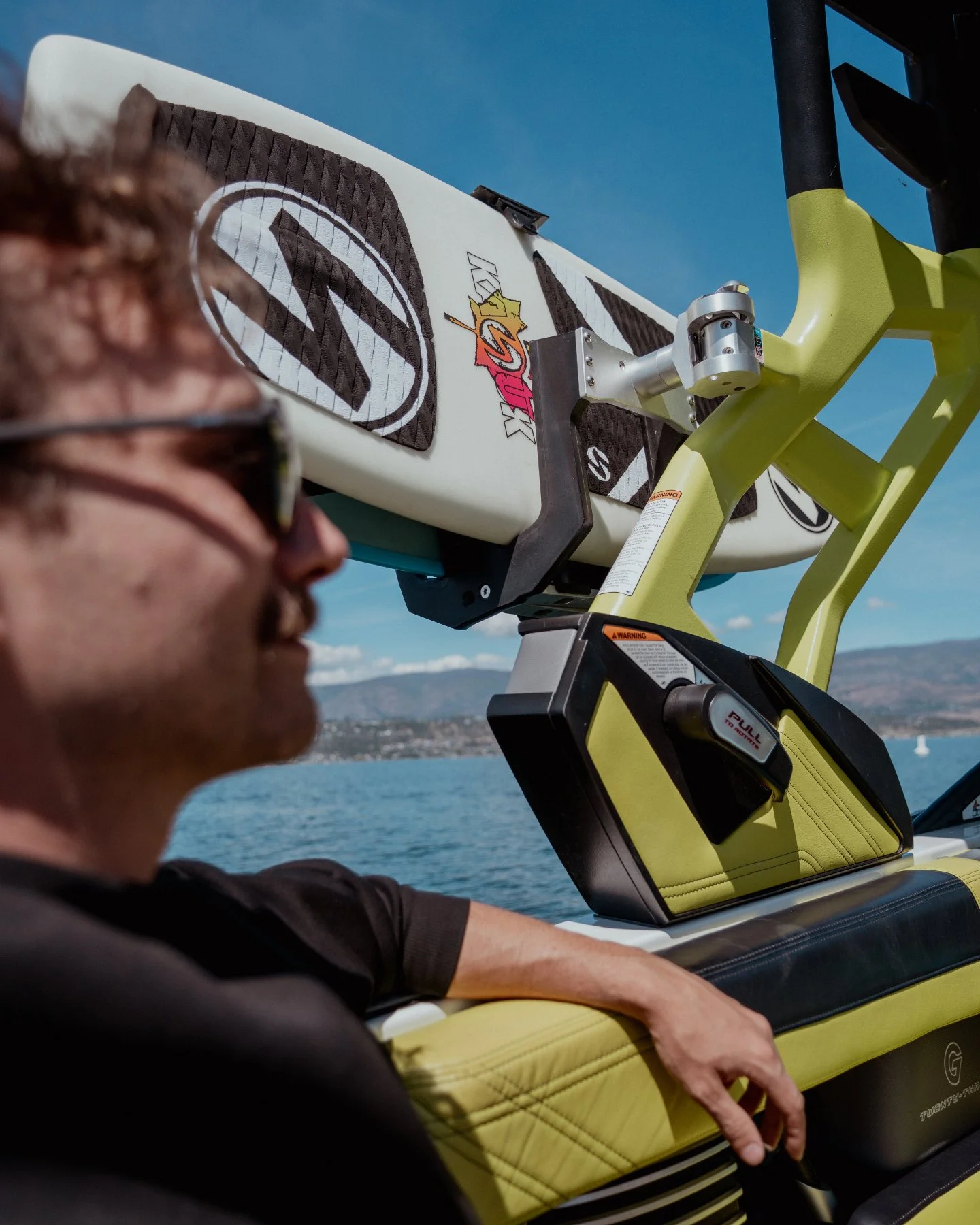 The Okanagan demands the best &mdash; and we've made sure every part of your day on the water is dialled in.

@kanukboardco, cold drinks in your @kailanioutdoors cooler, and a crew that takes care of the rest.

#okanagan #kelowna #ylw #eldoradoyachtc